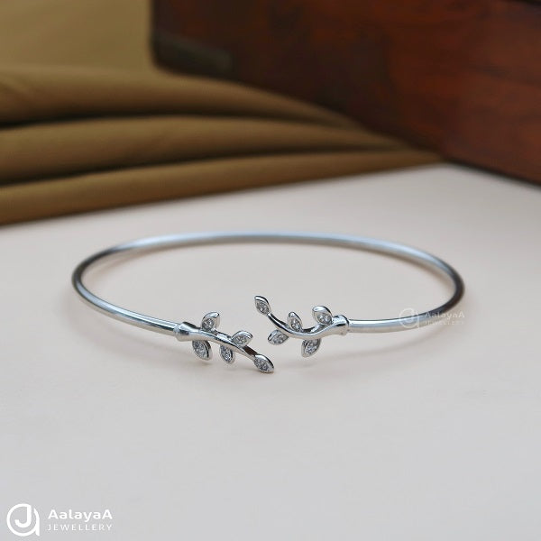 Leaf Silver Kada