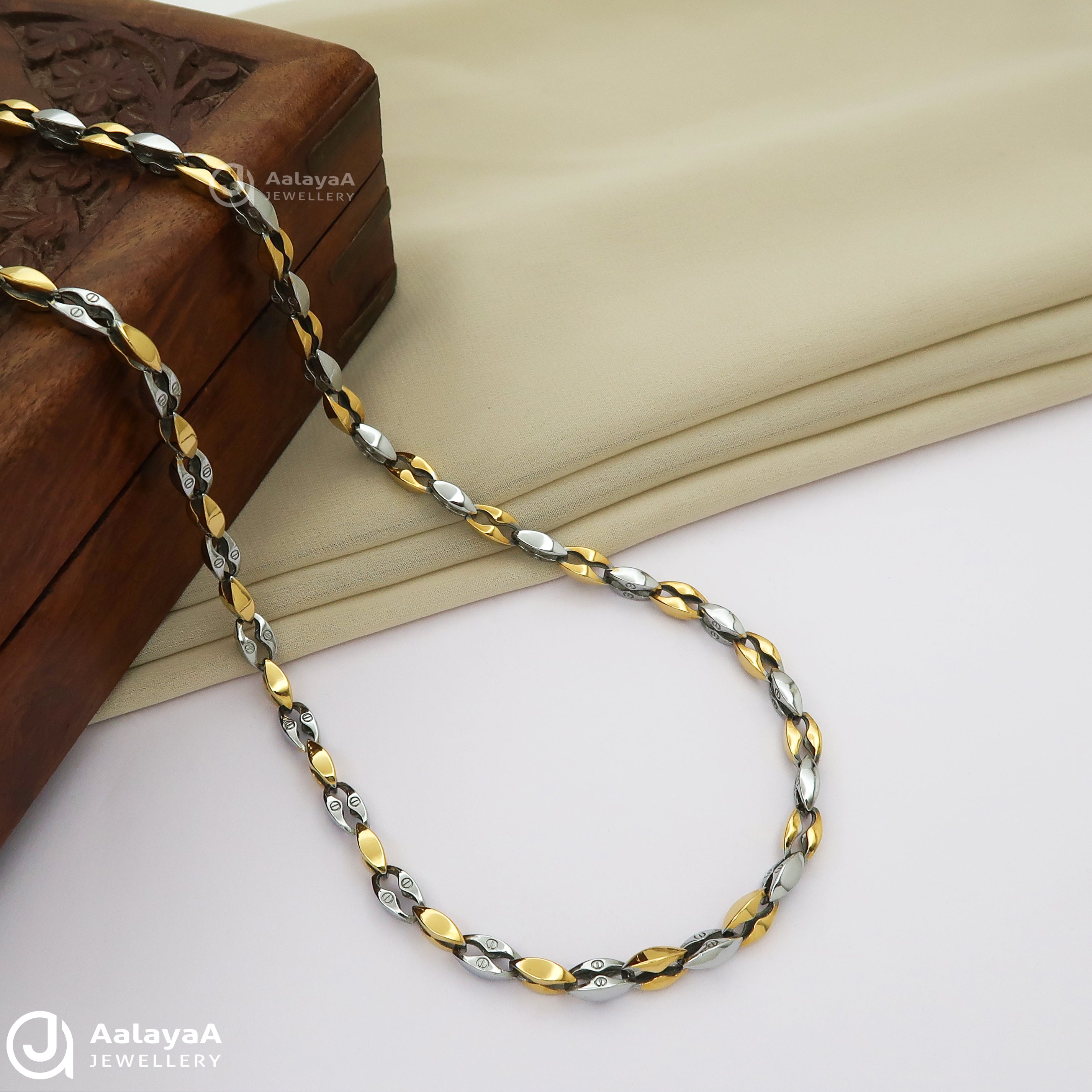 Dual Tone Silver Eye Mask link Chain