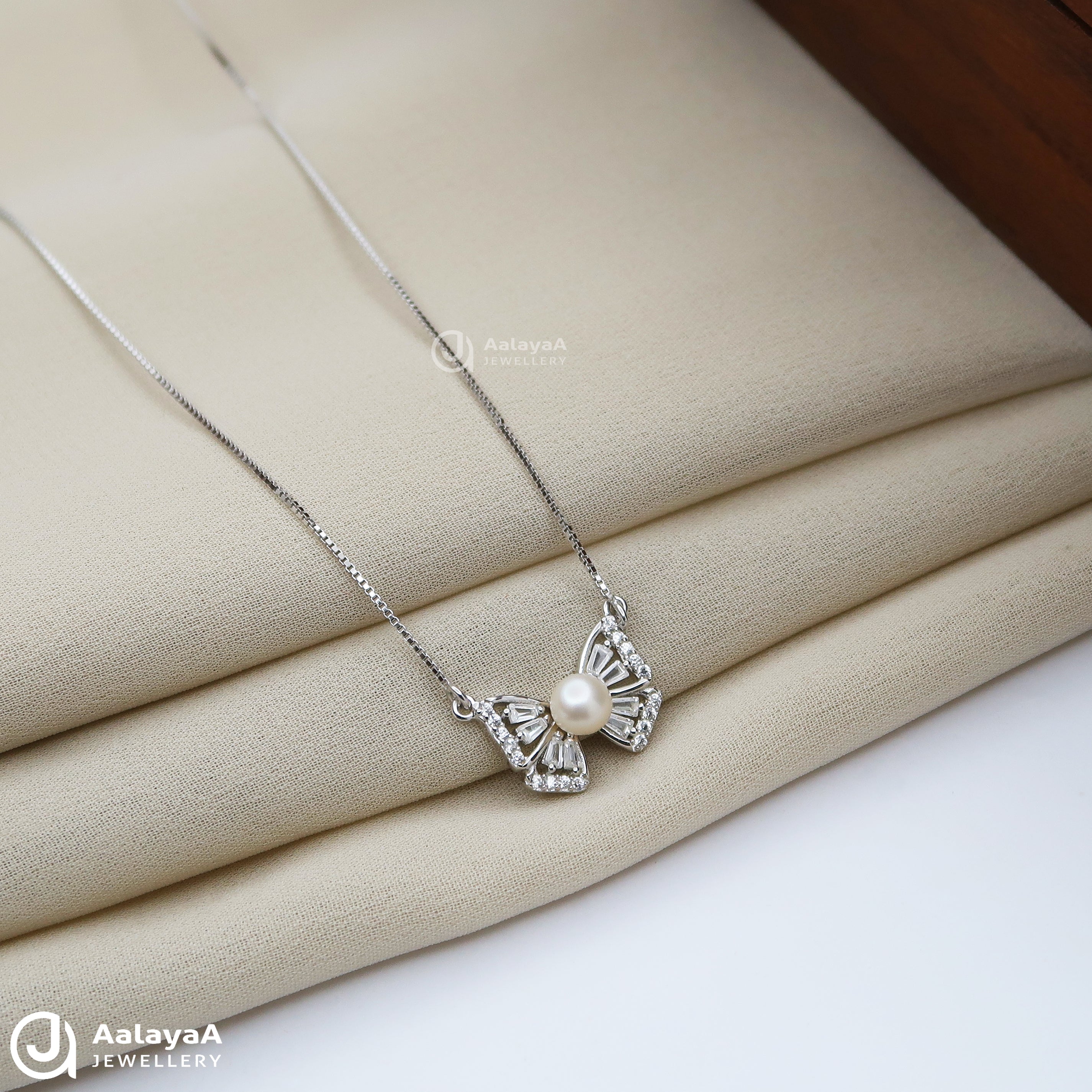 Pearl and Butterfly Silver Chain Pendant