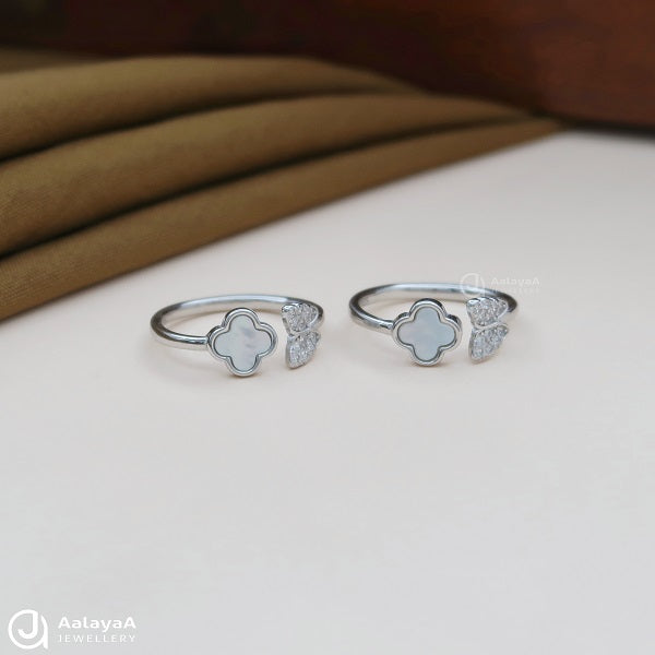 Clover and Butterfly Silver Toe Ring