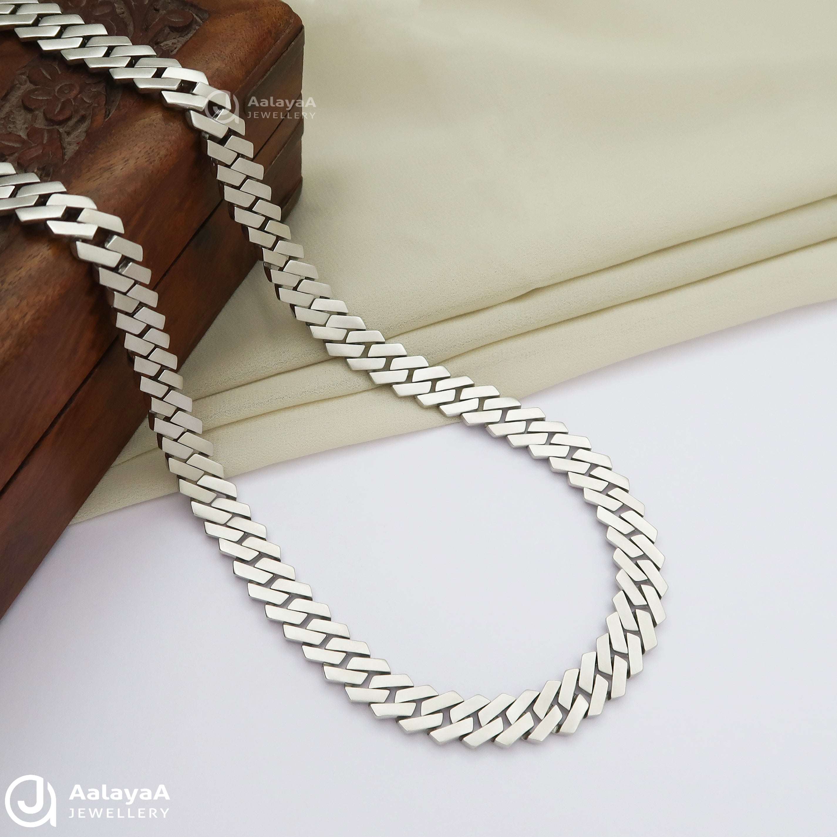 Elegant Cuban Link Silver Chain