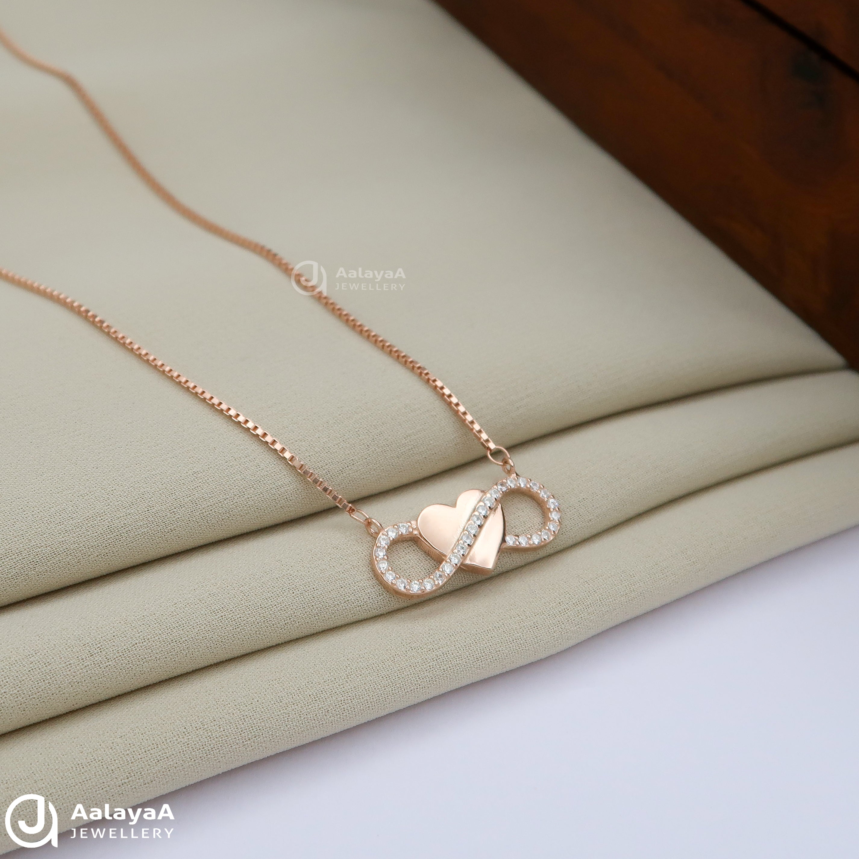 Silver Rosegold Solo Infinity Heart Chain Pendant