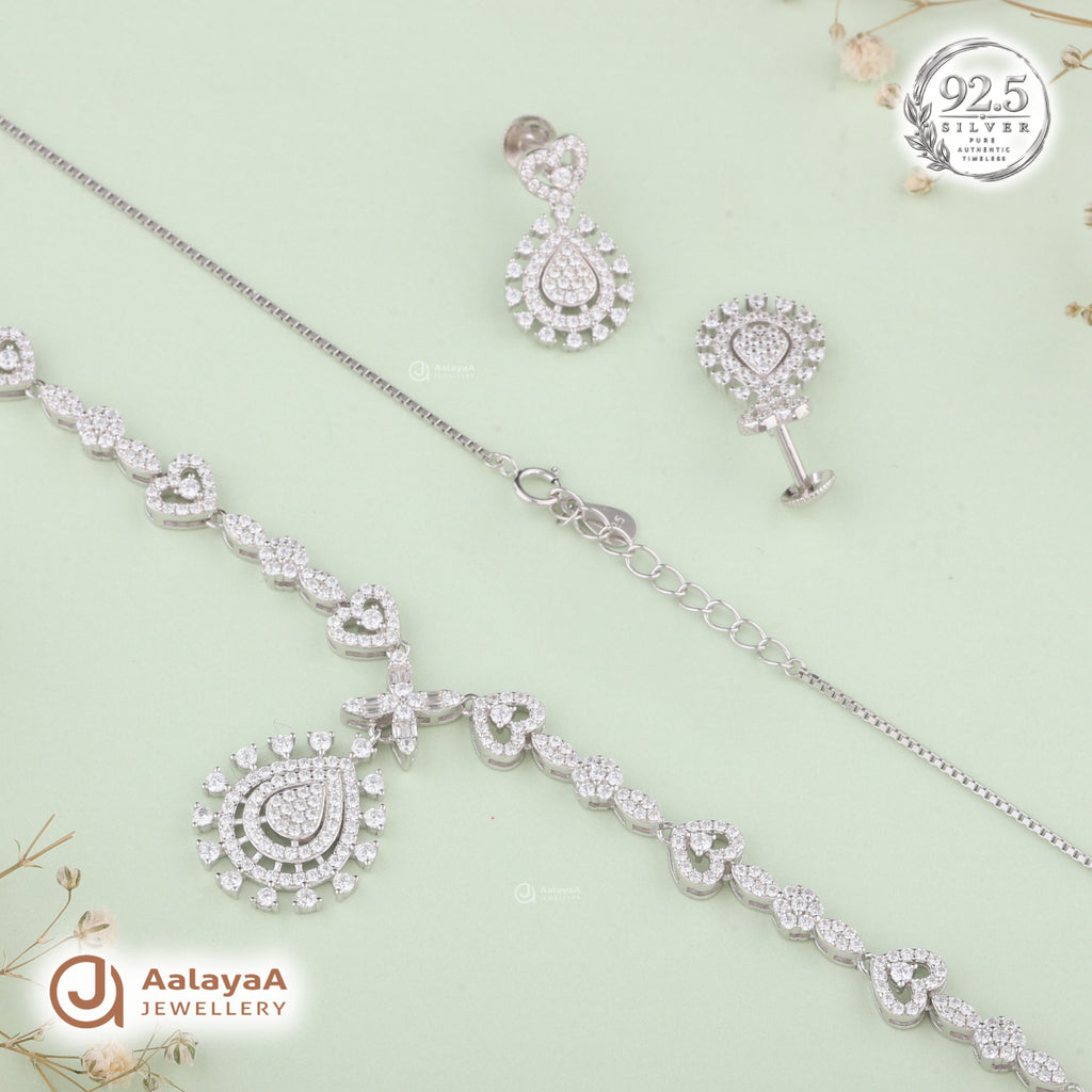 Silver Heartfelt Elegance Necklace Set