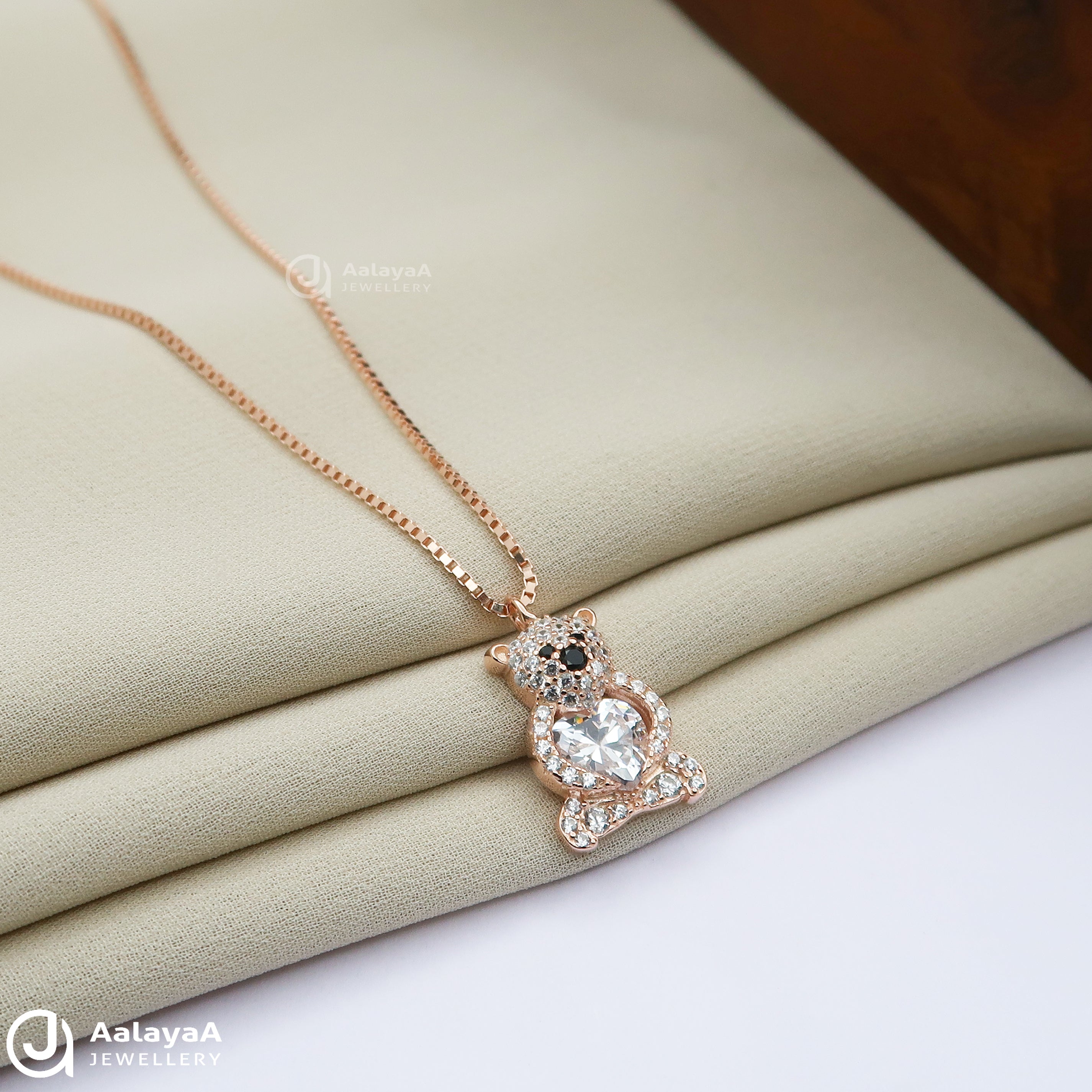 Silver Rosegold White Teddy Bear Chain Pendant