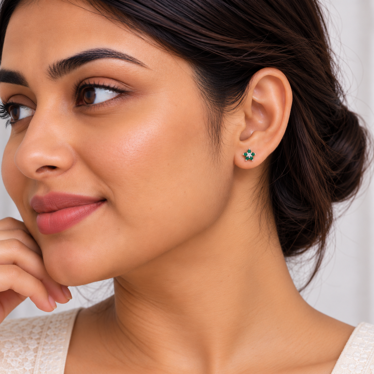 Silver Emerald Flower Earring