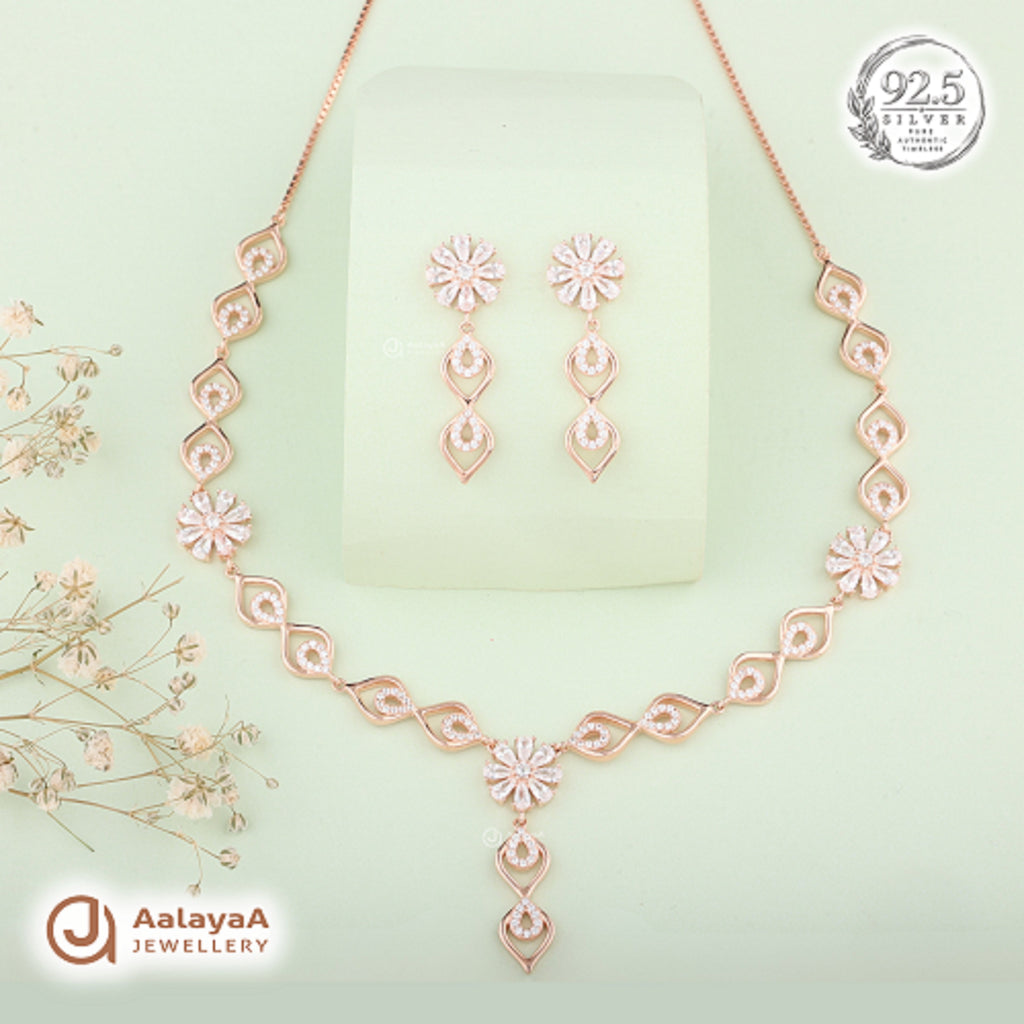 Silver Rose Gold Fiora Daisy Necklace Set