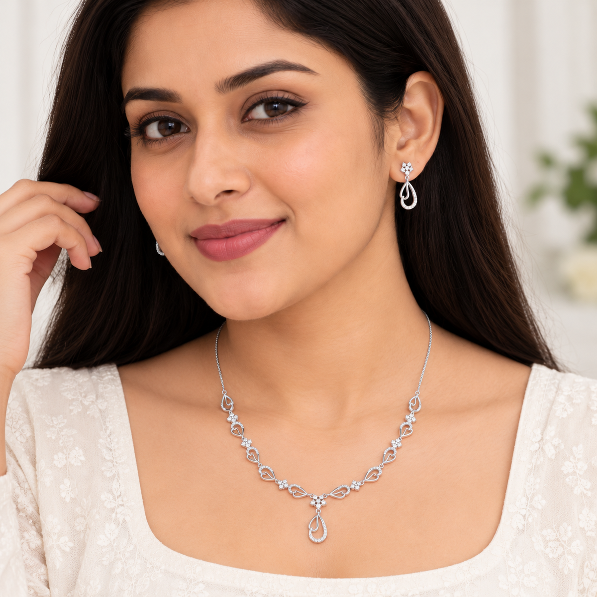 Silver Eternal Love Necklace Set