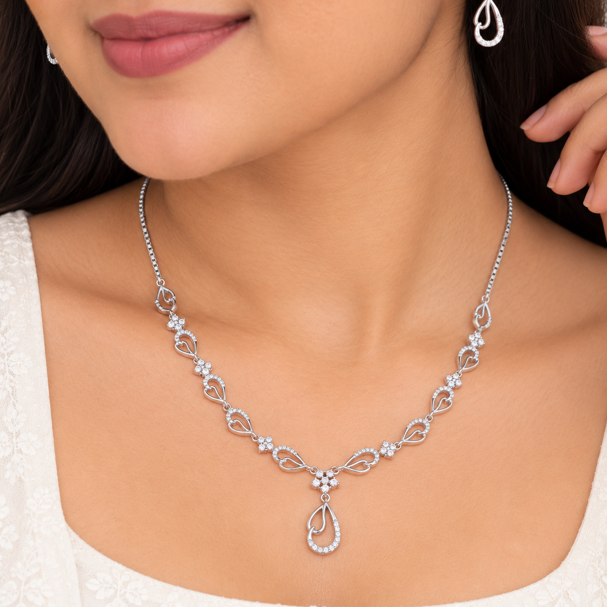 Silver Eternal Love Necklace Set