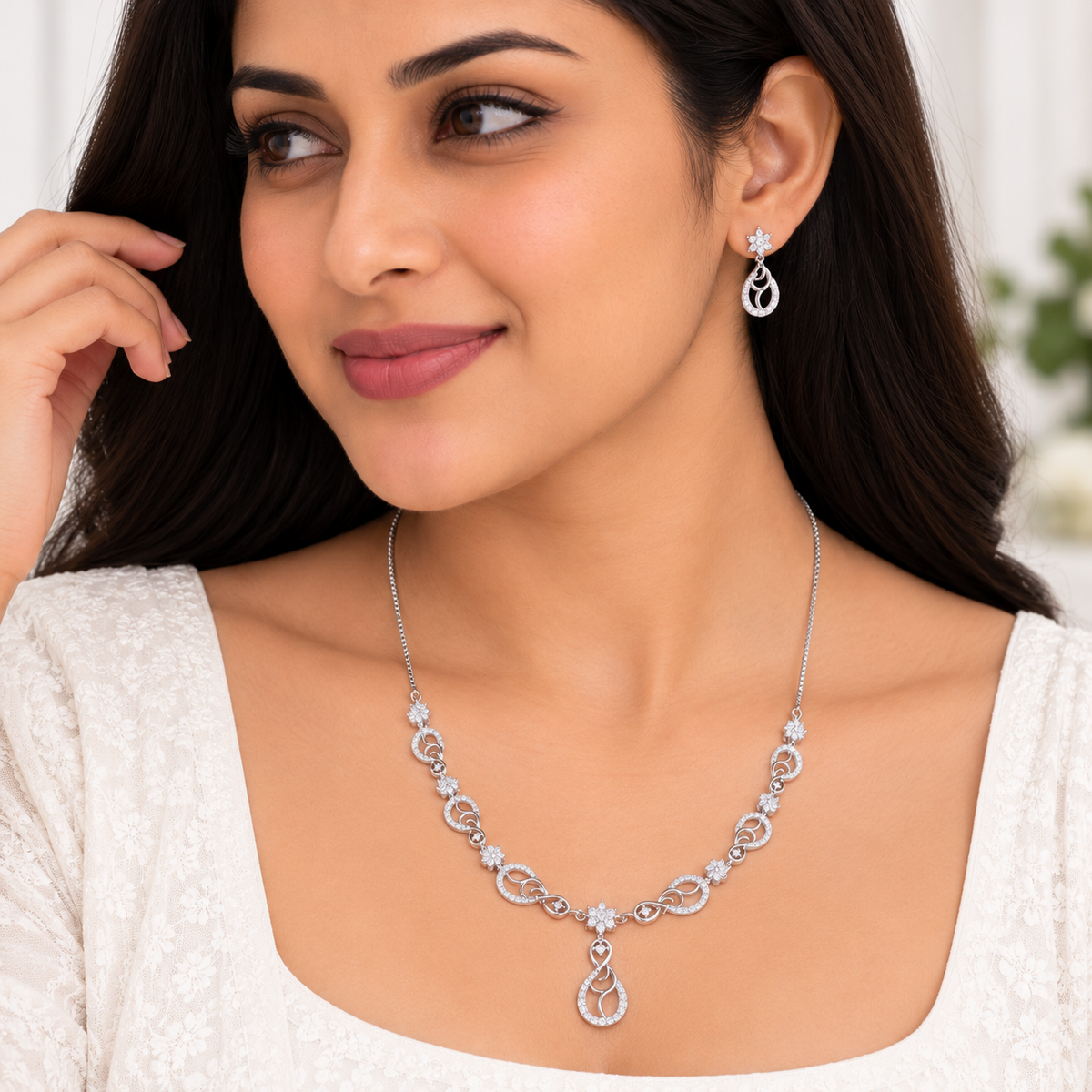 Silver Floral Swirl Necklace Set