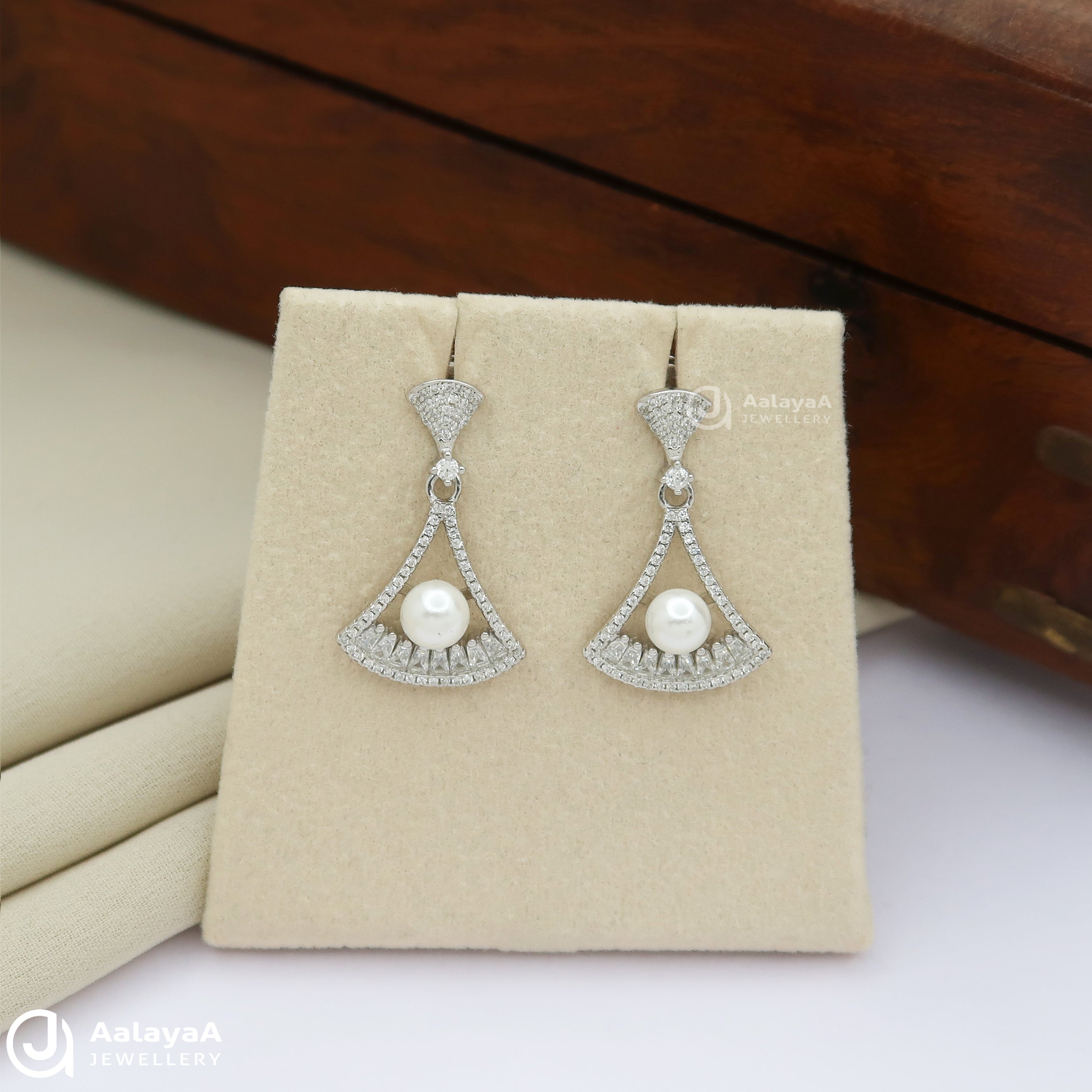 Vintage Pearl Silver Drops Earrings