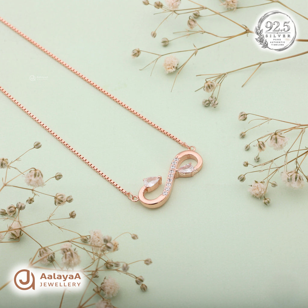 Silver Rosegold Crystal Kiss Chain Pendant