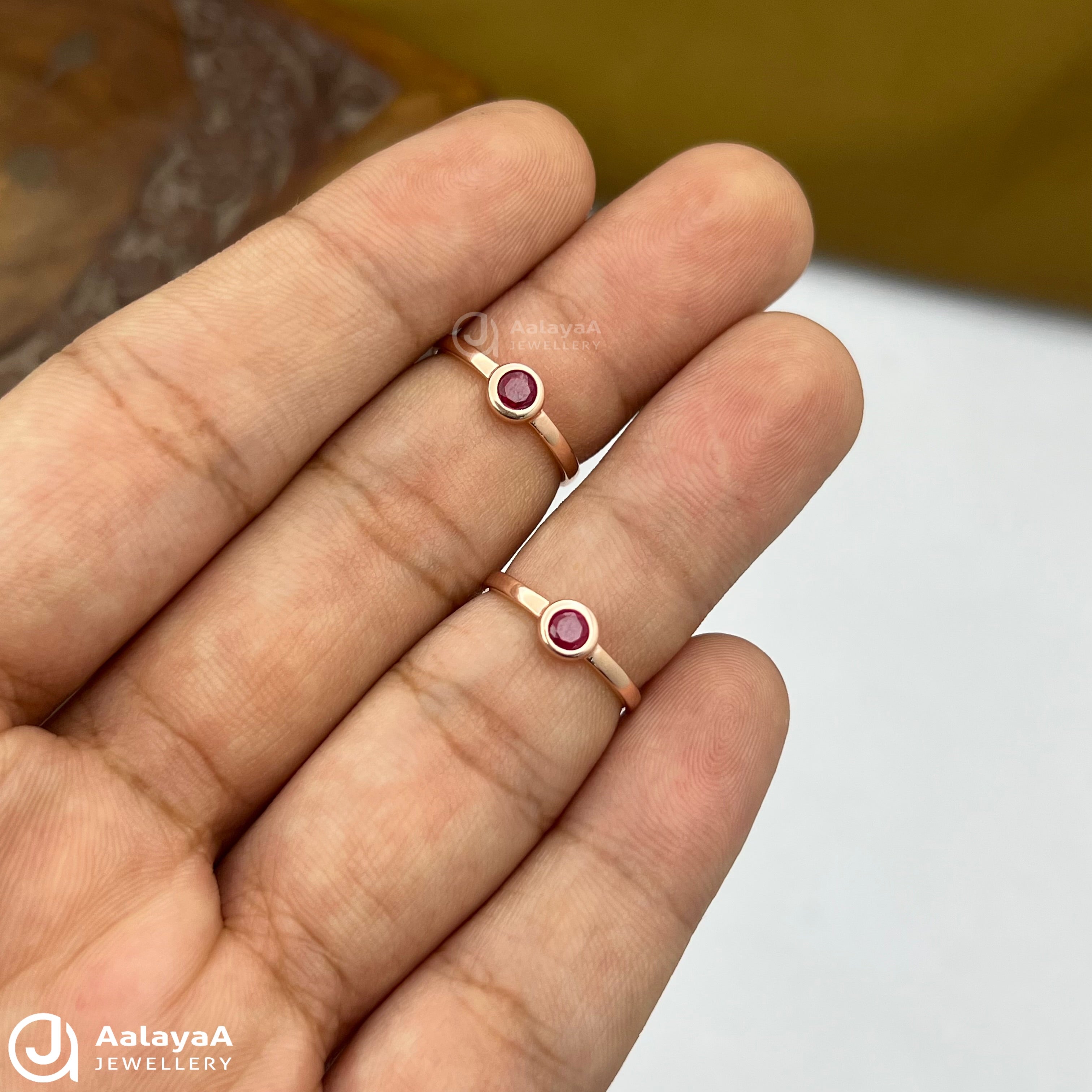 Silver Rosegold Ruby Point Toe Ring