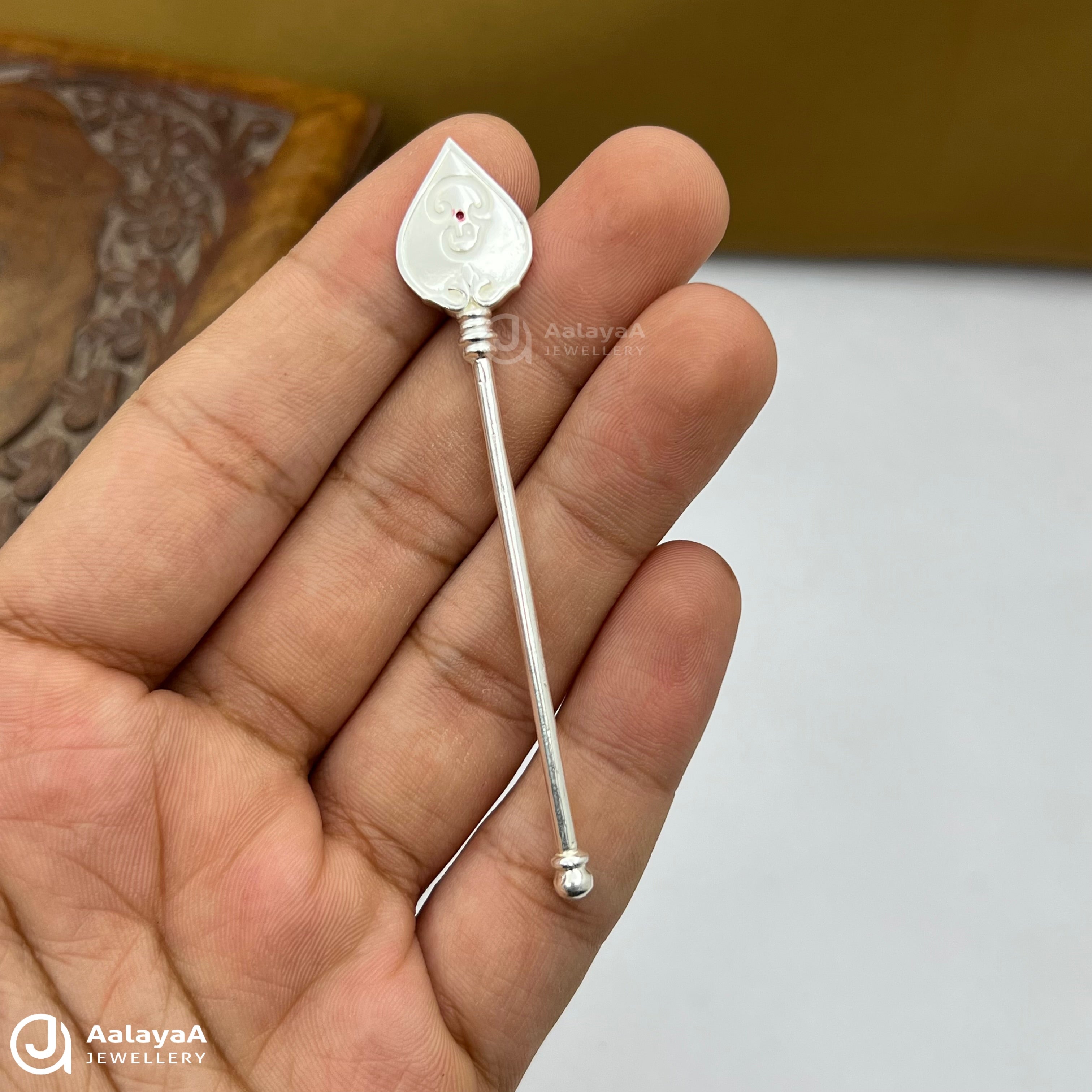 Murugar Vel with Tamil Om