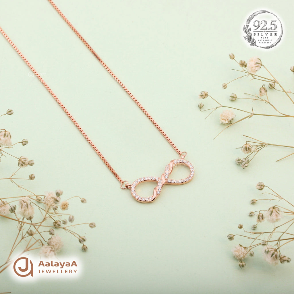 Silver Rosegold Eternal Loop Chain Pendant