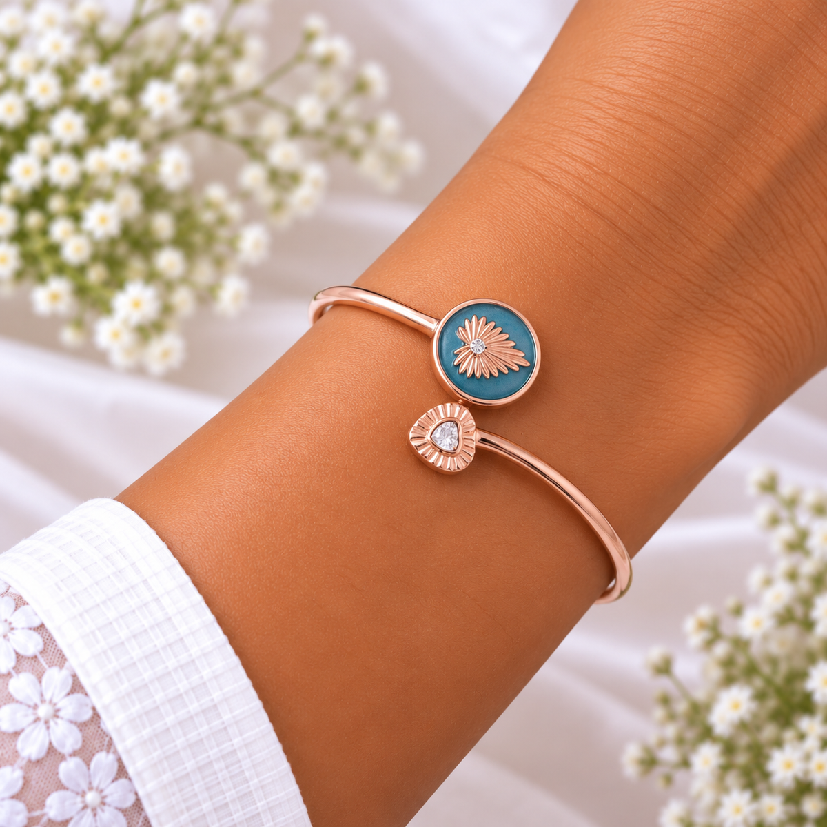Silver Rosegold Blue Heart Bloom Kada