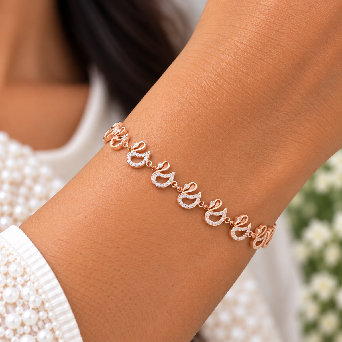 Silver Rosegold Elegant Swan Bracelet