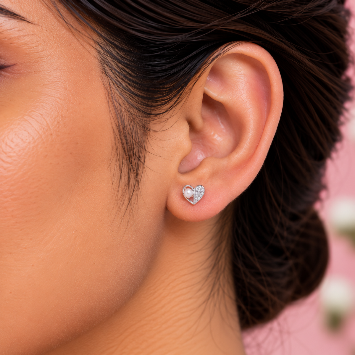 Silver Pearl Heart Earring
