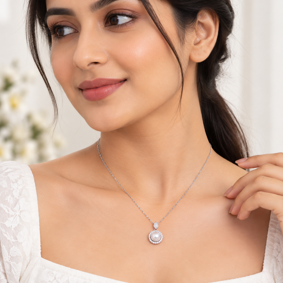 Silver Pearl Halo Drop Chain Pendant