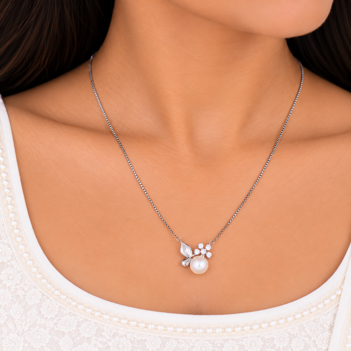 Silver Pearl Petal Necklace Set