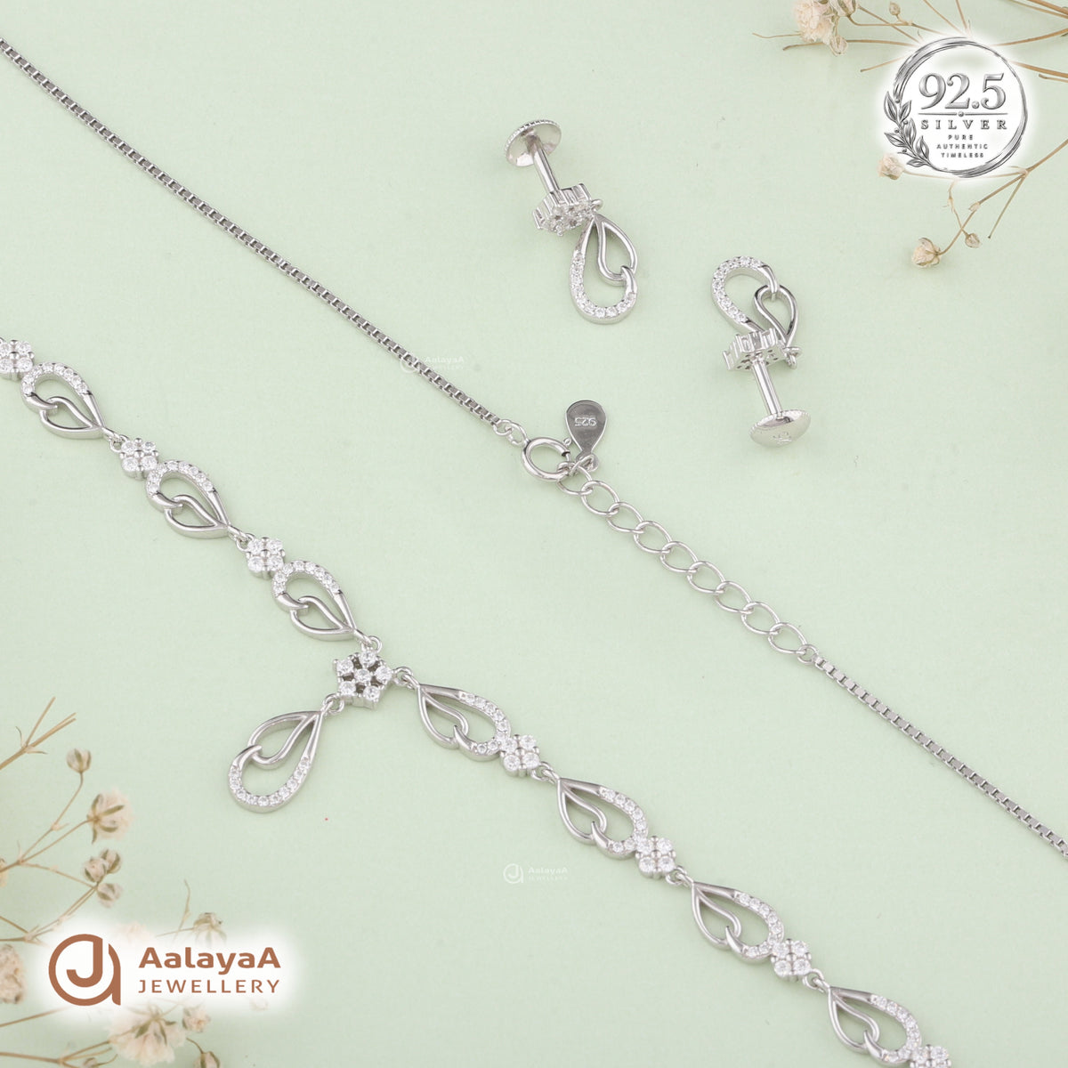 Silver Eternal Love Necklace Set