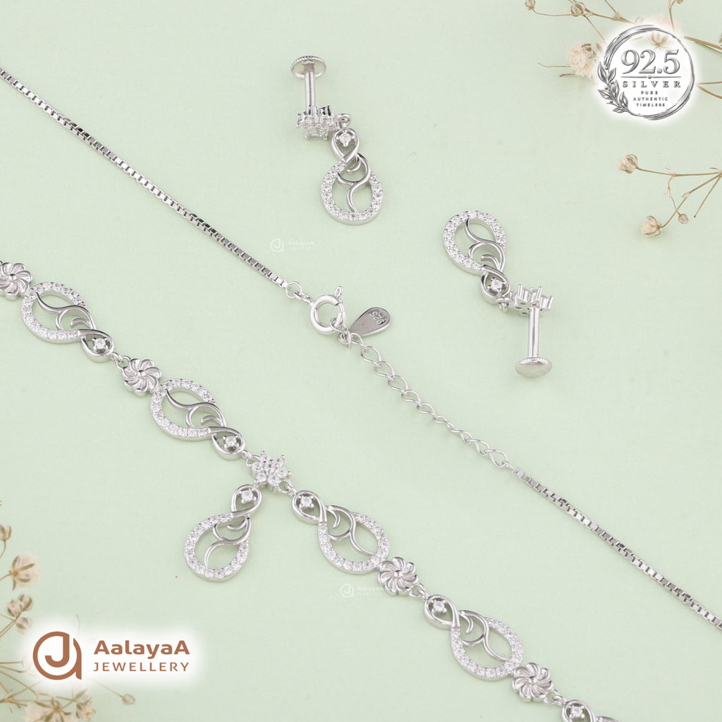 Silver Floral Swirl Necklace Set