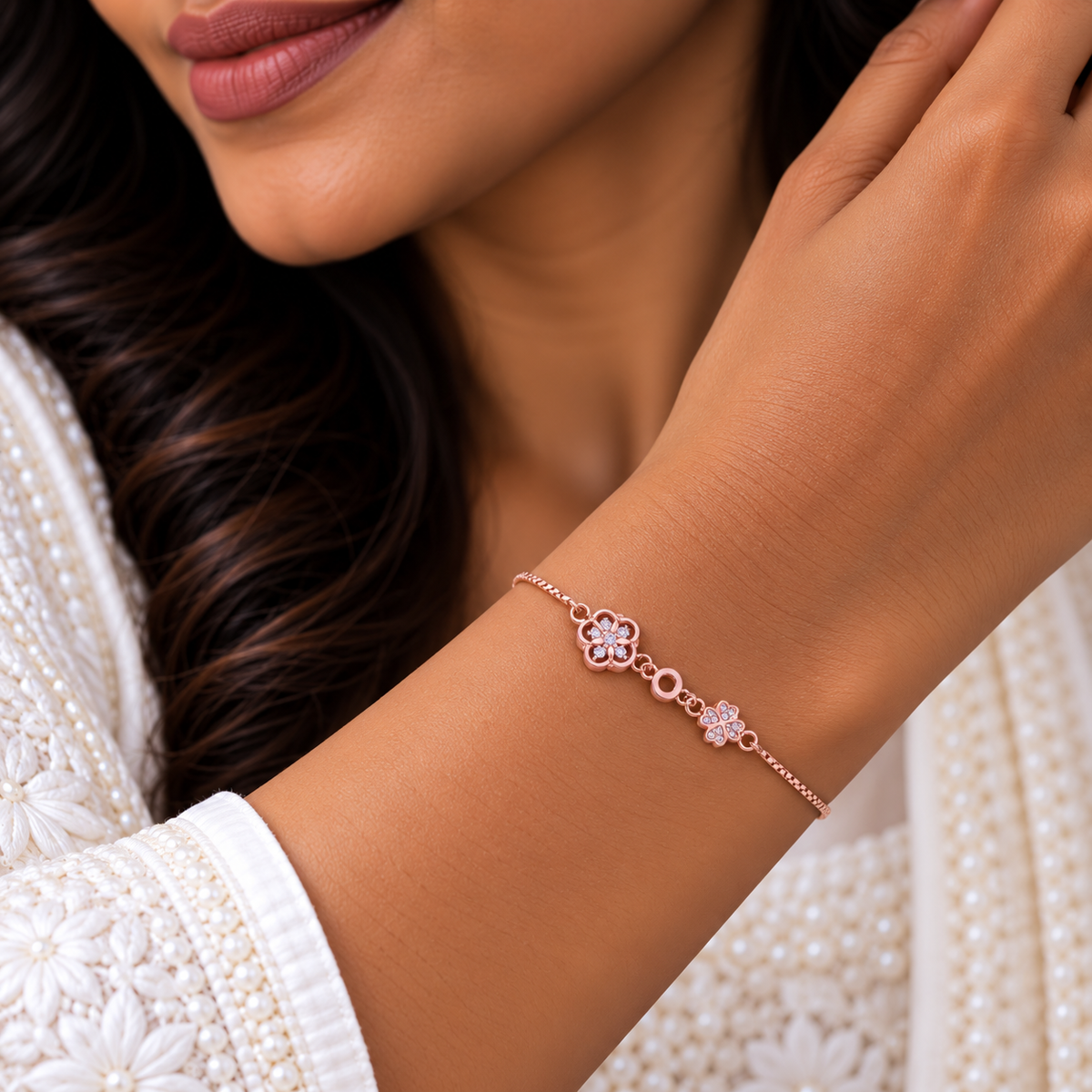 Silver Rosegold Floral Circle Bracelet