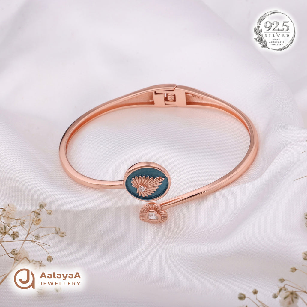 Silver Rosegold Blue Heart Bloom Kada