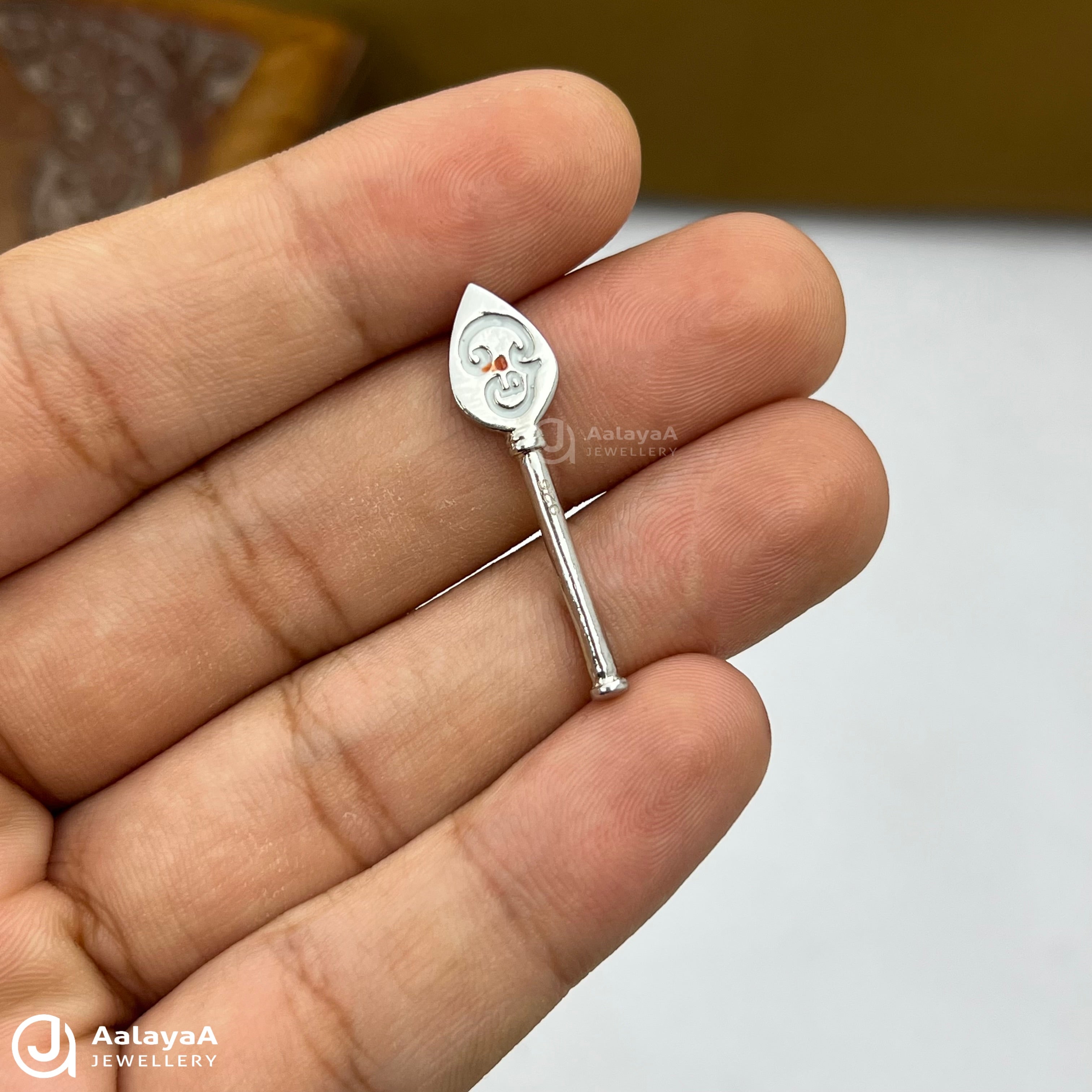 Pocket Size Silver Vel