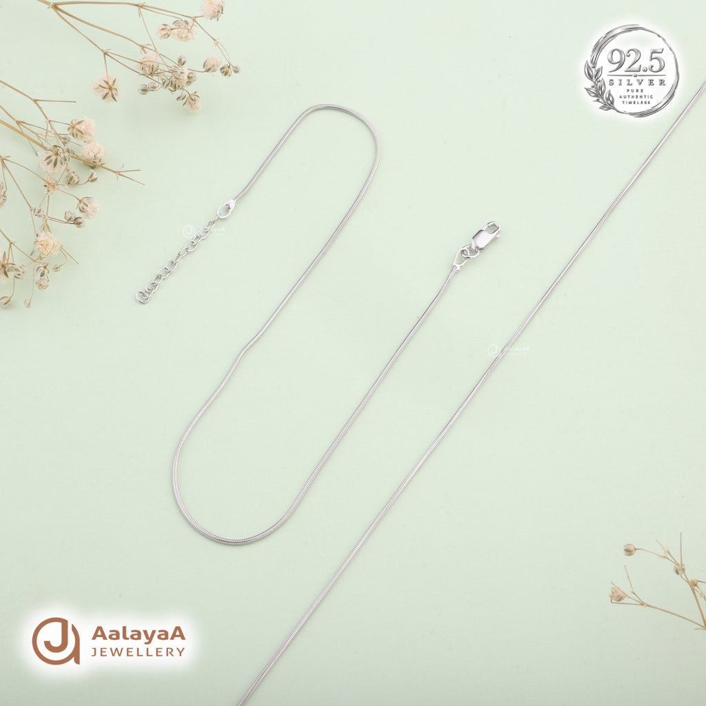 Silver Sleek Serenity Anklet