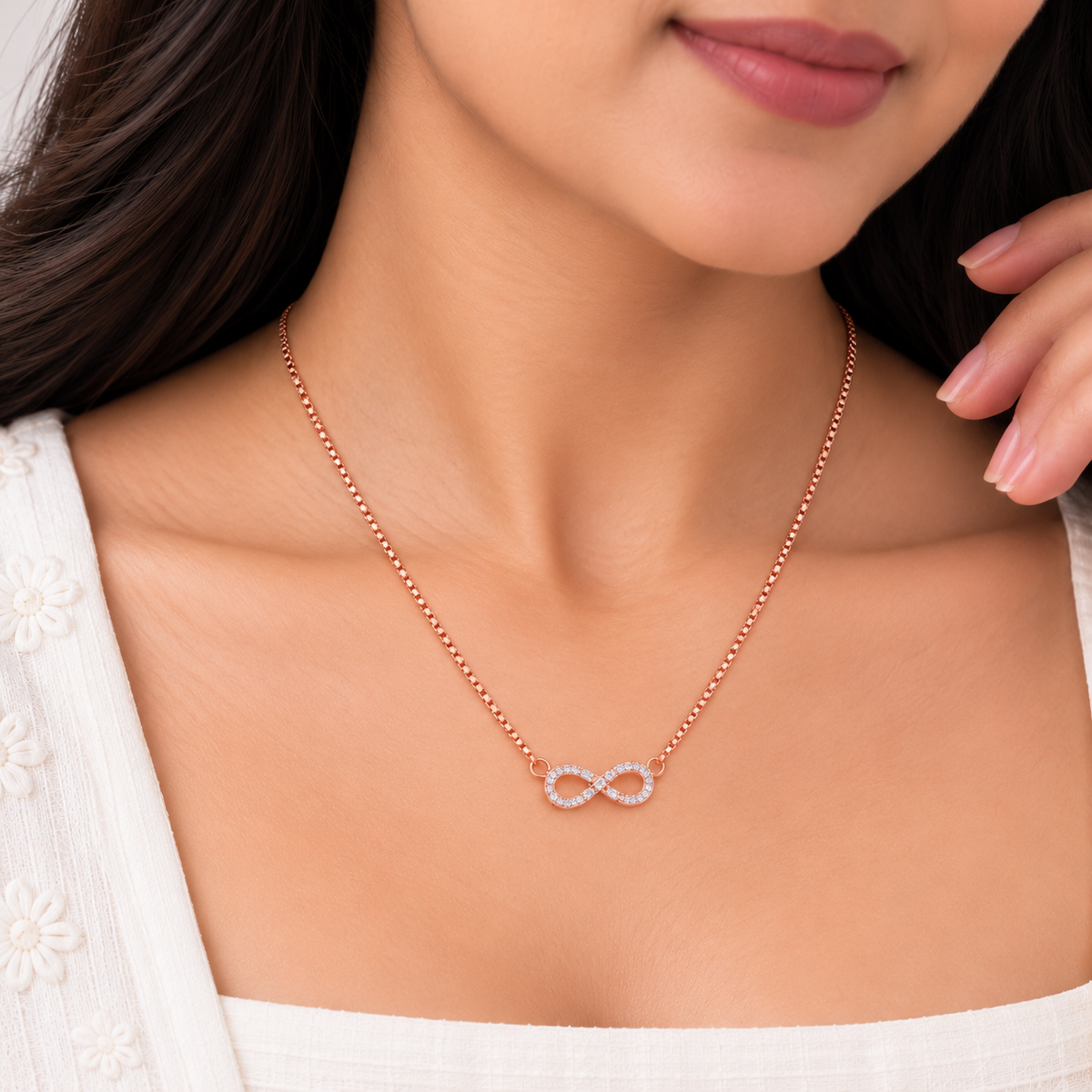 Silver Rosegold Radiant Loop Chain Pendant