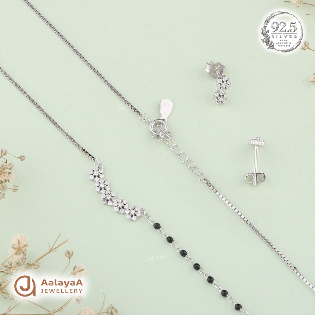 Silver Floral Harmony Necklace Set