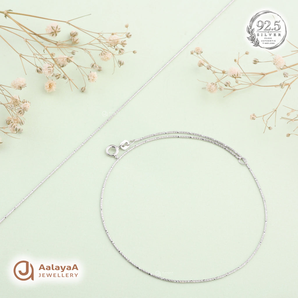 Silver Sleek Radiance Anklet