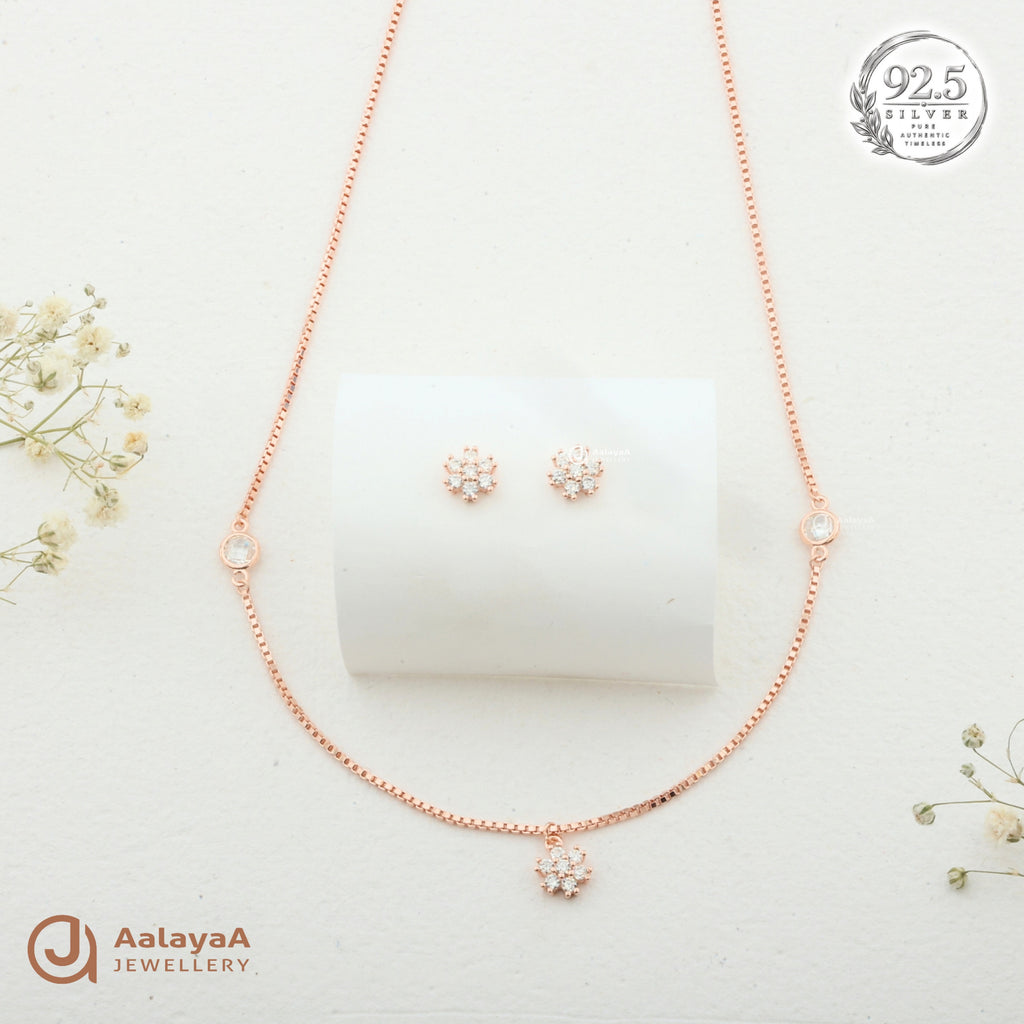 Silver Rosegold Blossom Solitaire Necklace Set