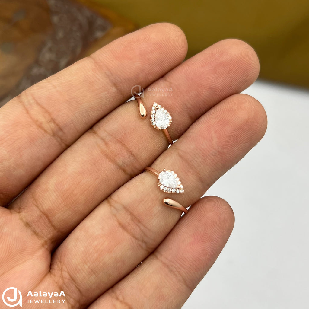 Silver Rosegold Petal Drop Toe Ring