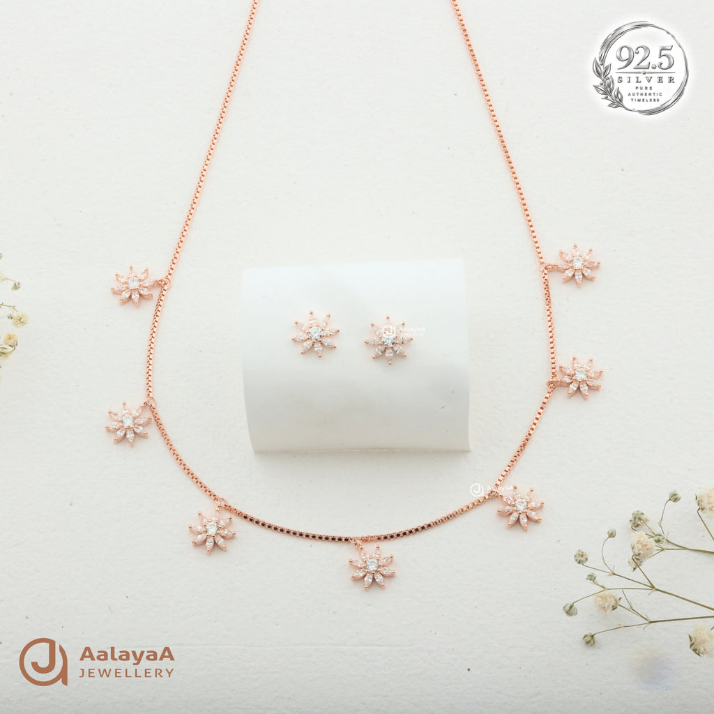 Silver Rosegold Starlight Bloom Necklace Set