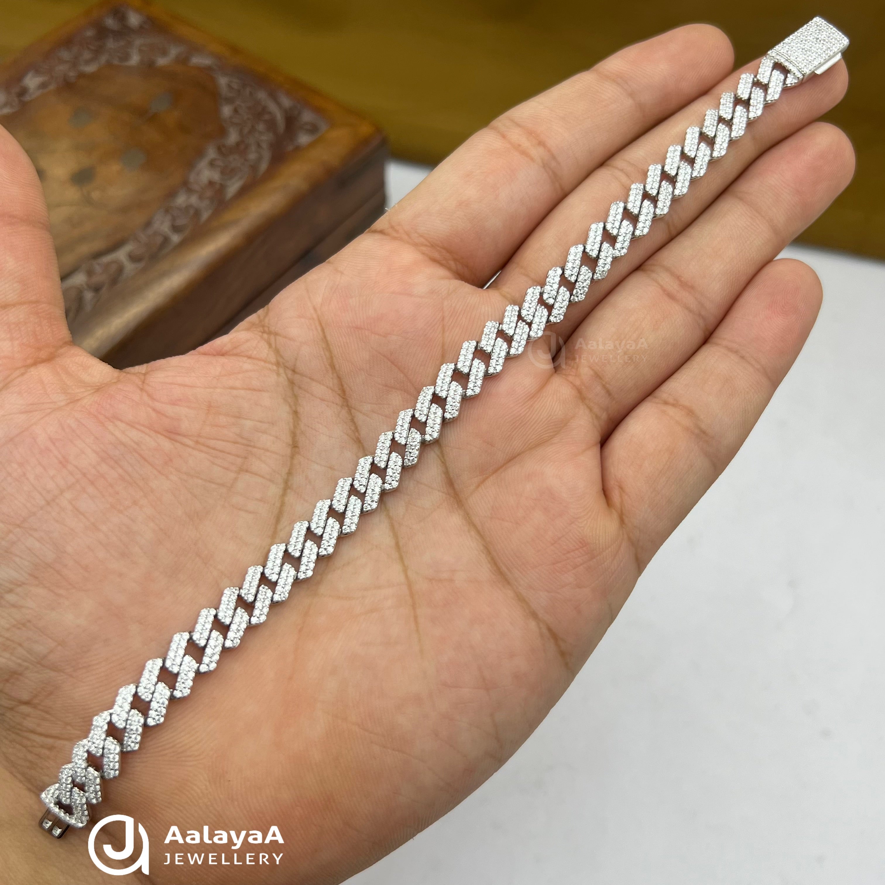 Silver diamond-paved Cuban link bracelet