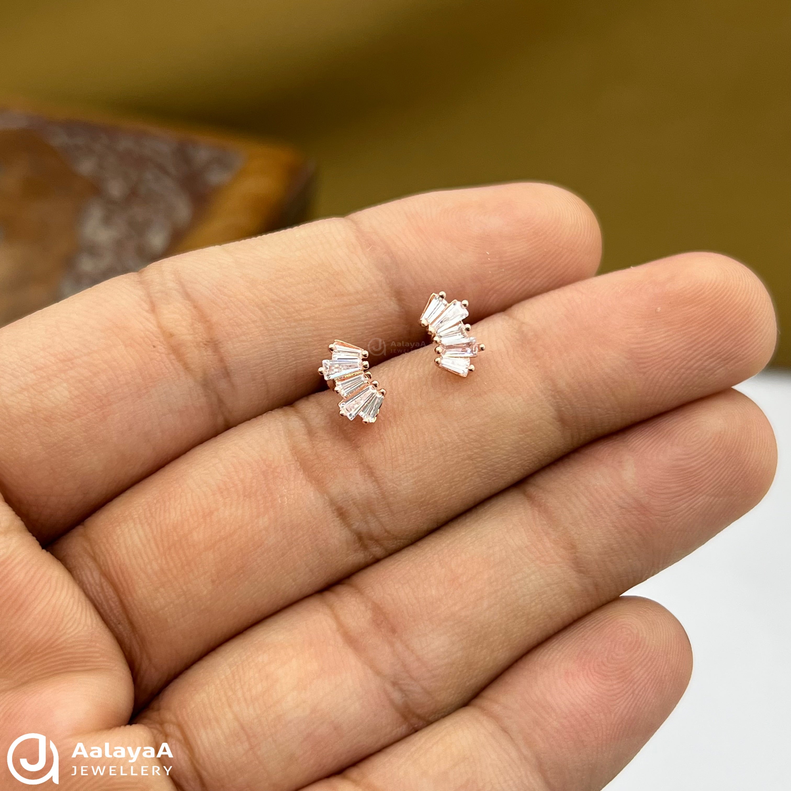 Silver Rosegold Crystal Fan Side Stud