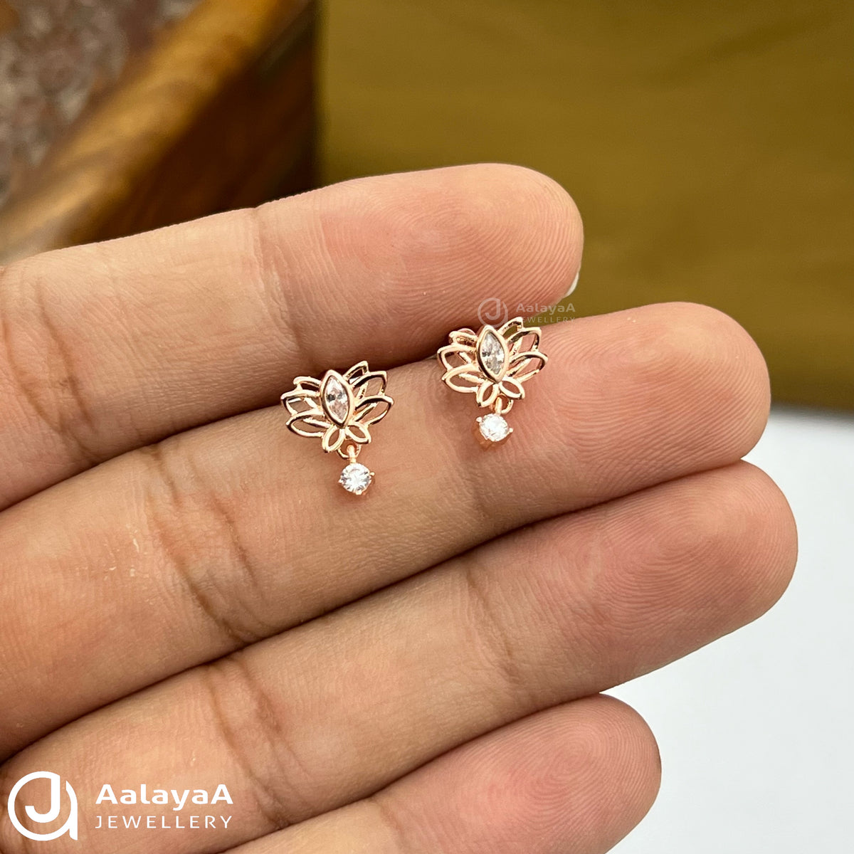 Silver Rosegold Lotus Side Stud