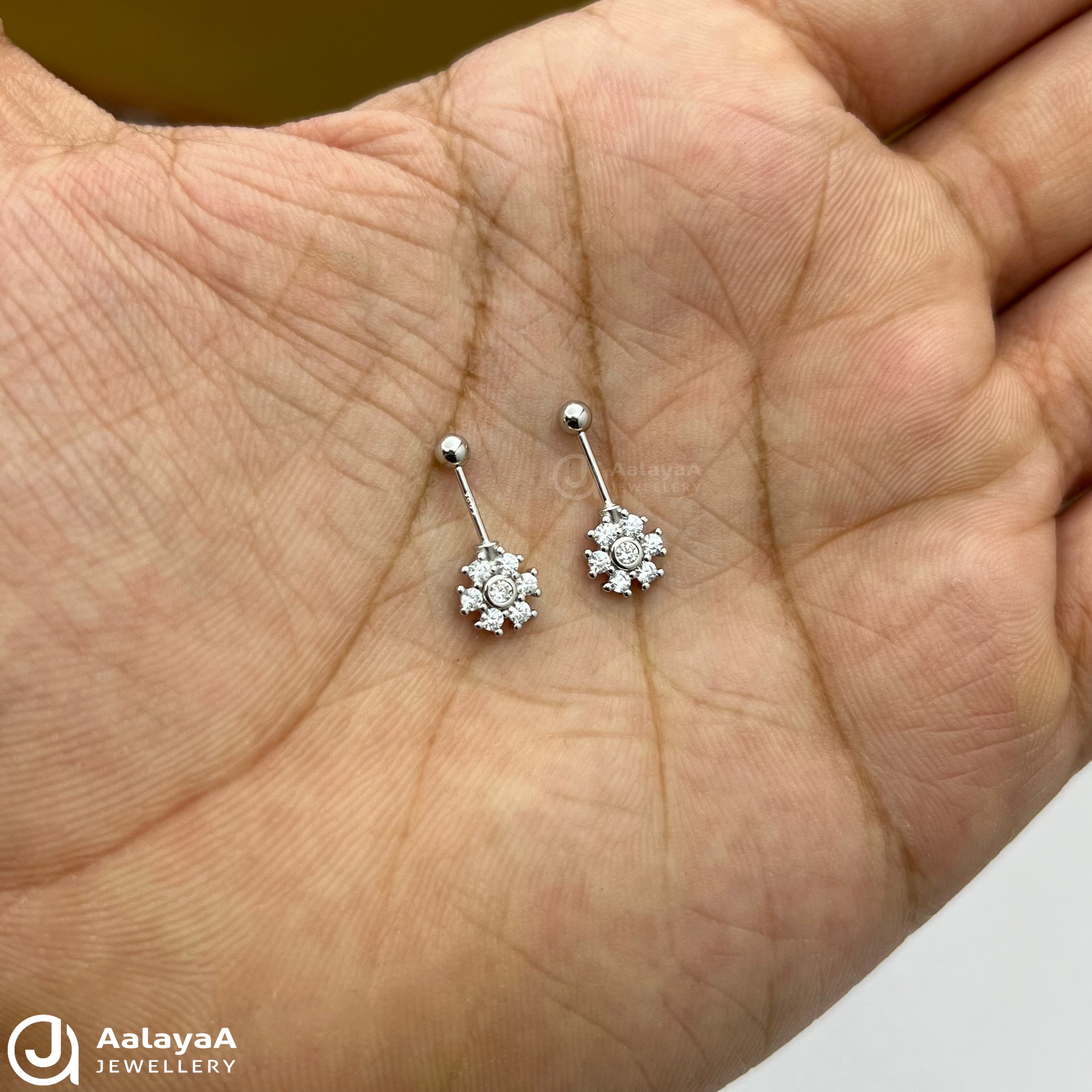 Silver White Jasmine Glow Baguette