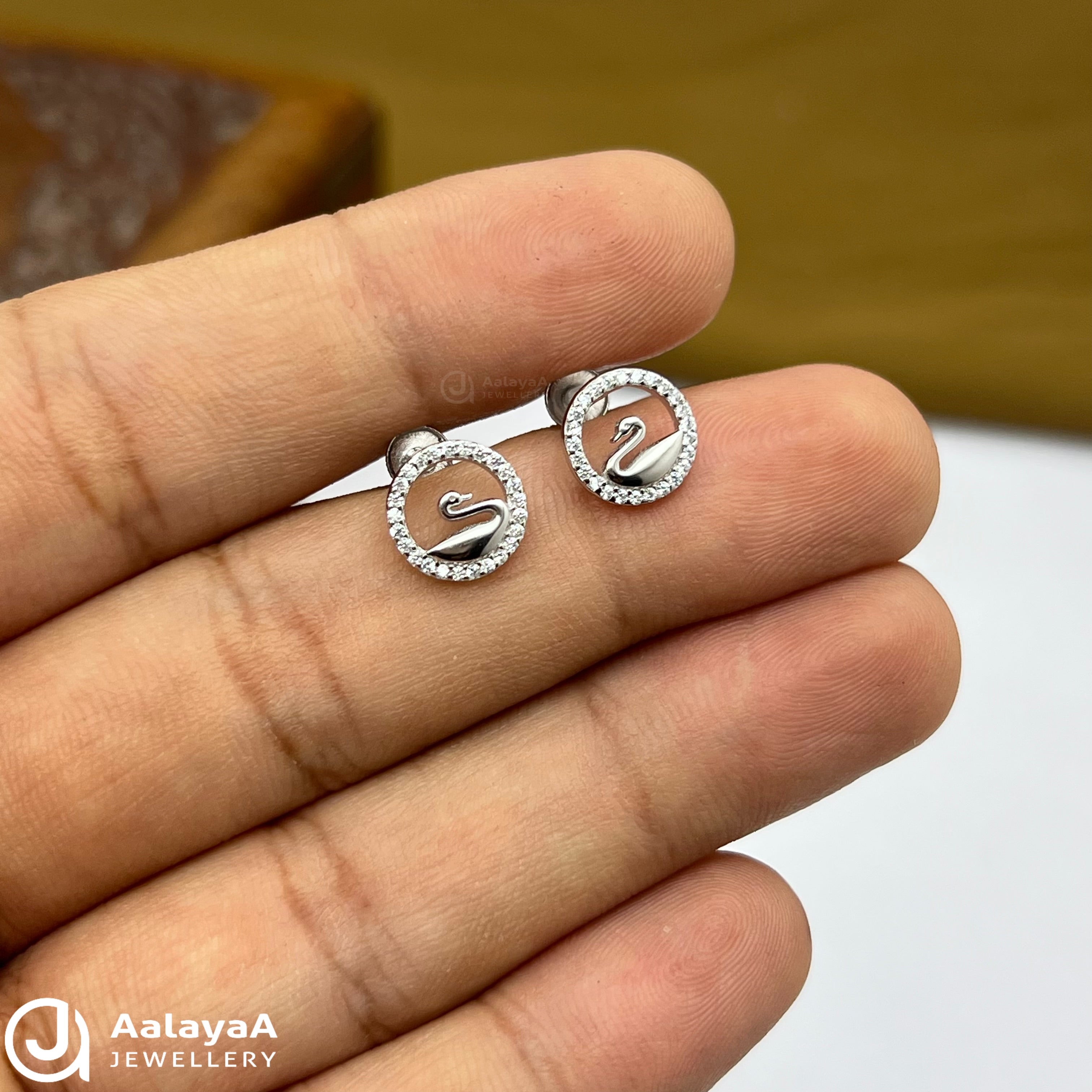 Silver White Swan Spark Earings