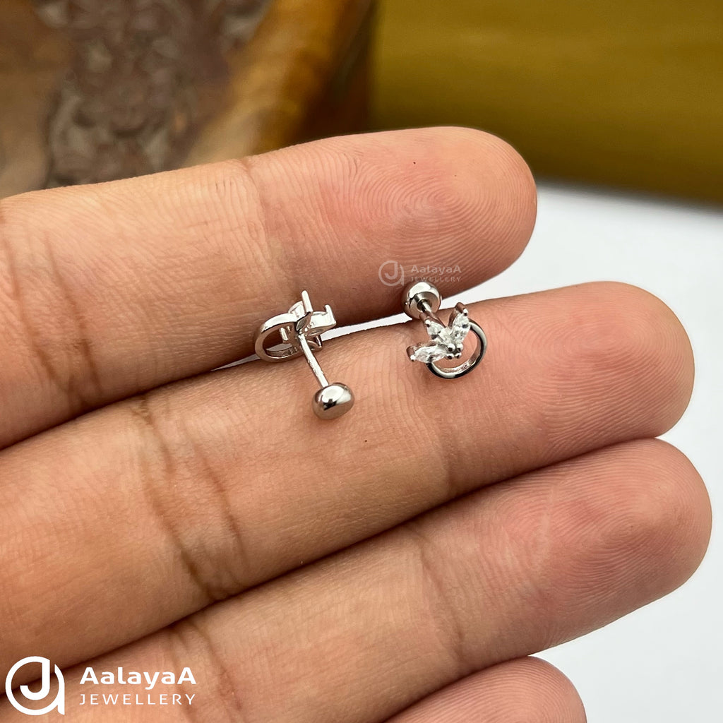 Silver Circle Leaf Side Stud