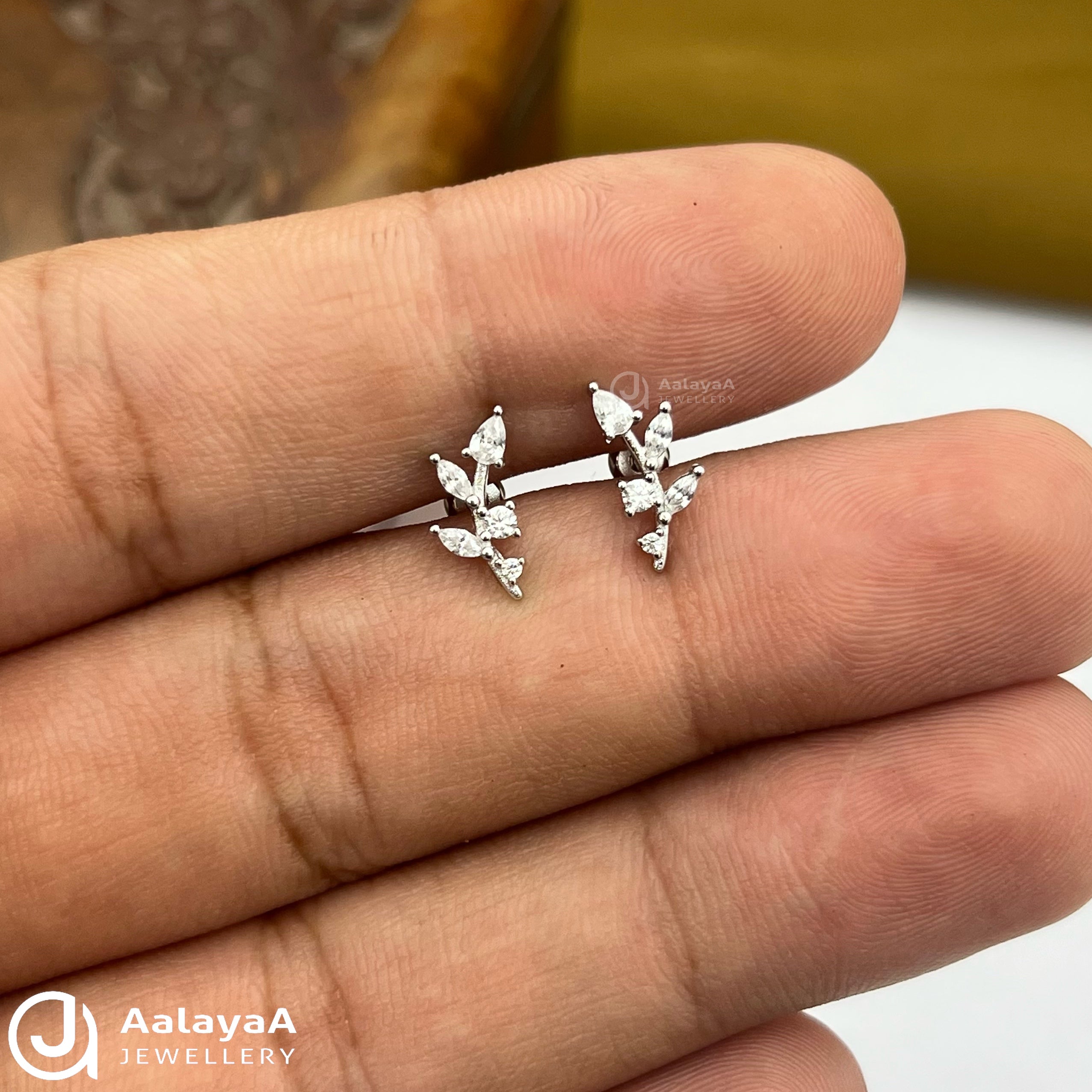 Silver Willow Leaf Side Studs
