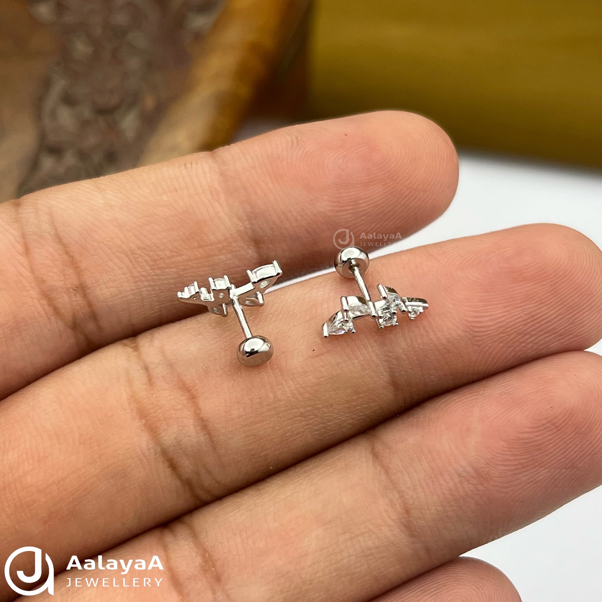 Silver Willow Leaf Side Studs