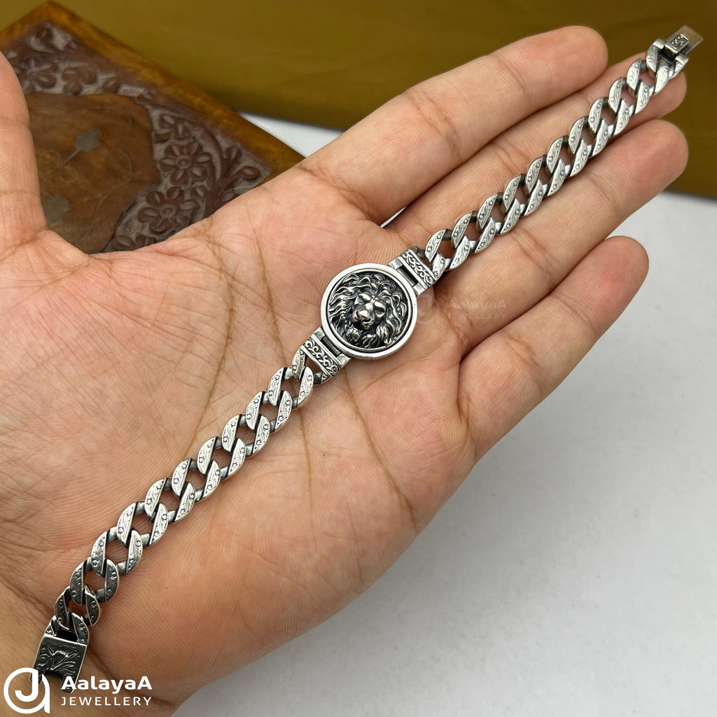 Silver Antique Royal Roar Bracelet