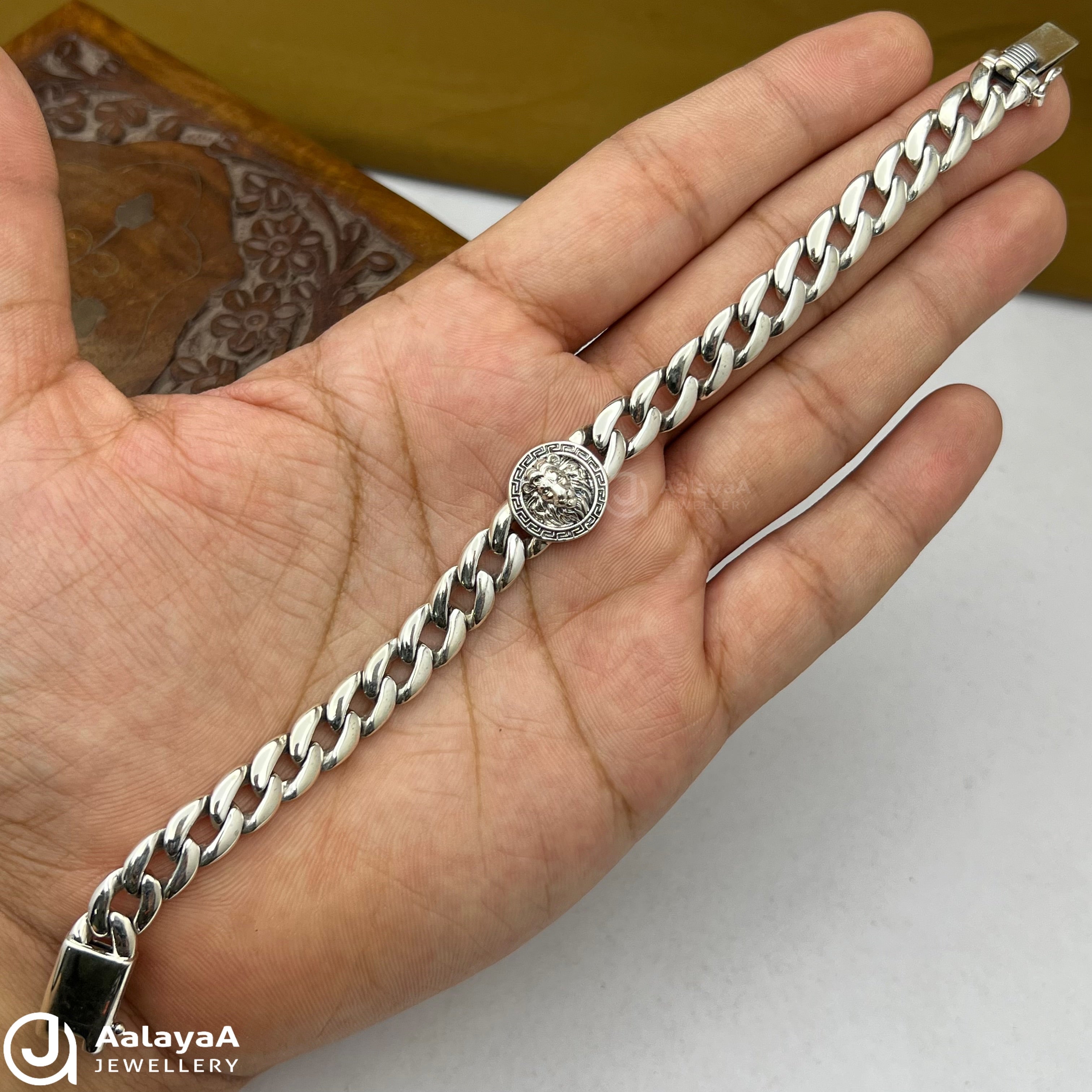 Silver Antique Dynasty Lion Bracelet