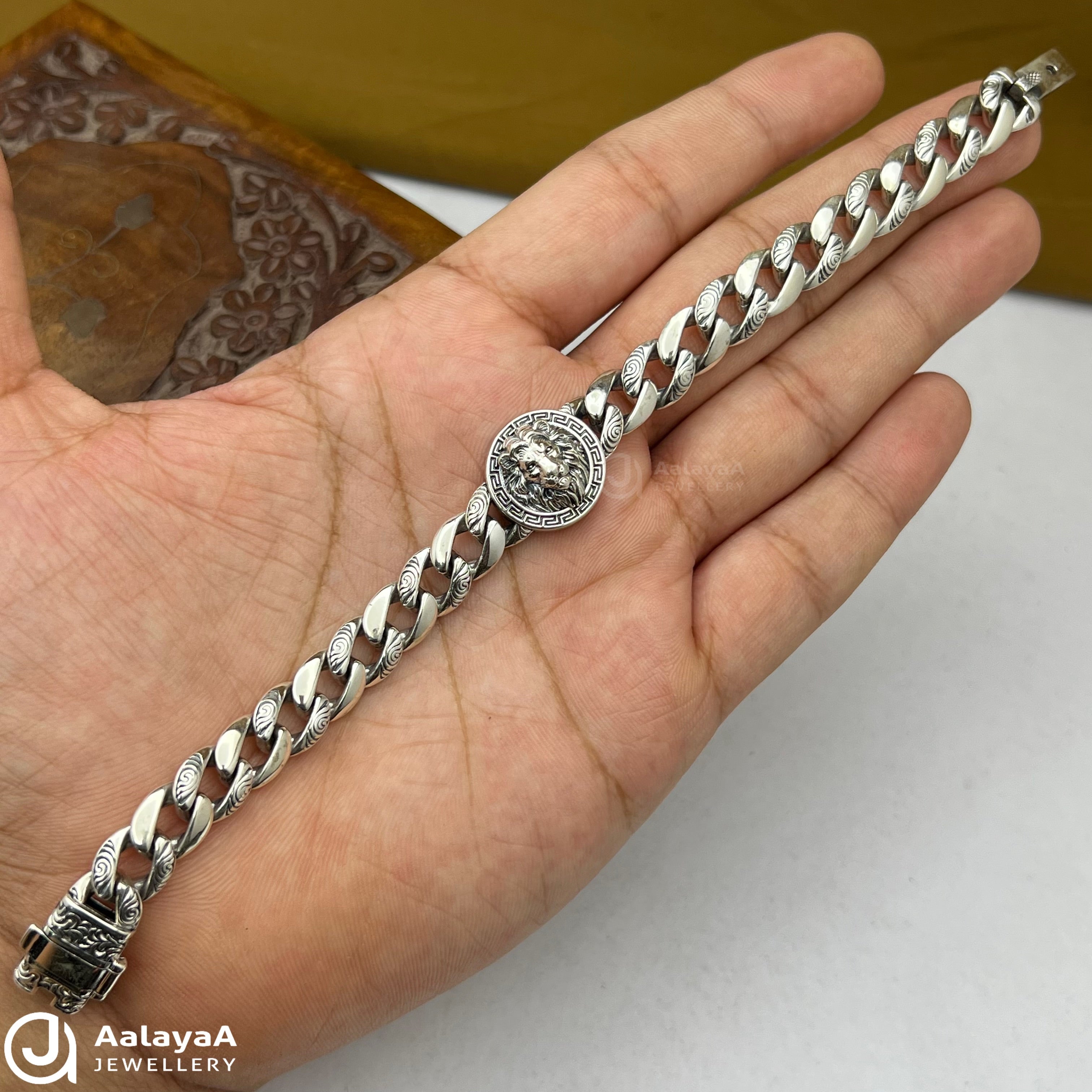 Silver Antique Dynasty Lion Bracelet