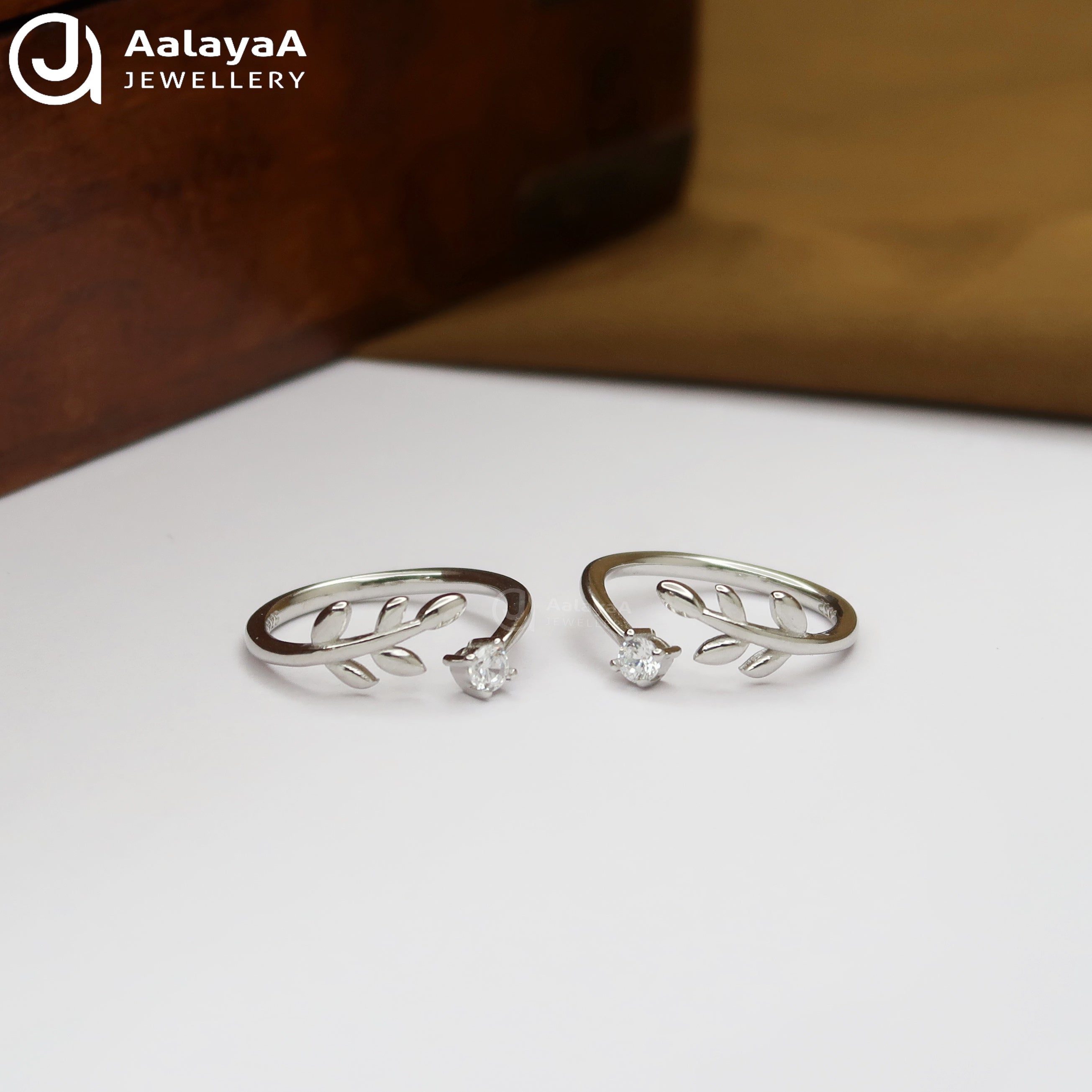 Silver Leaf Toe Ring