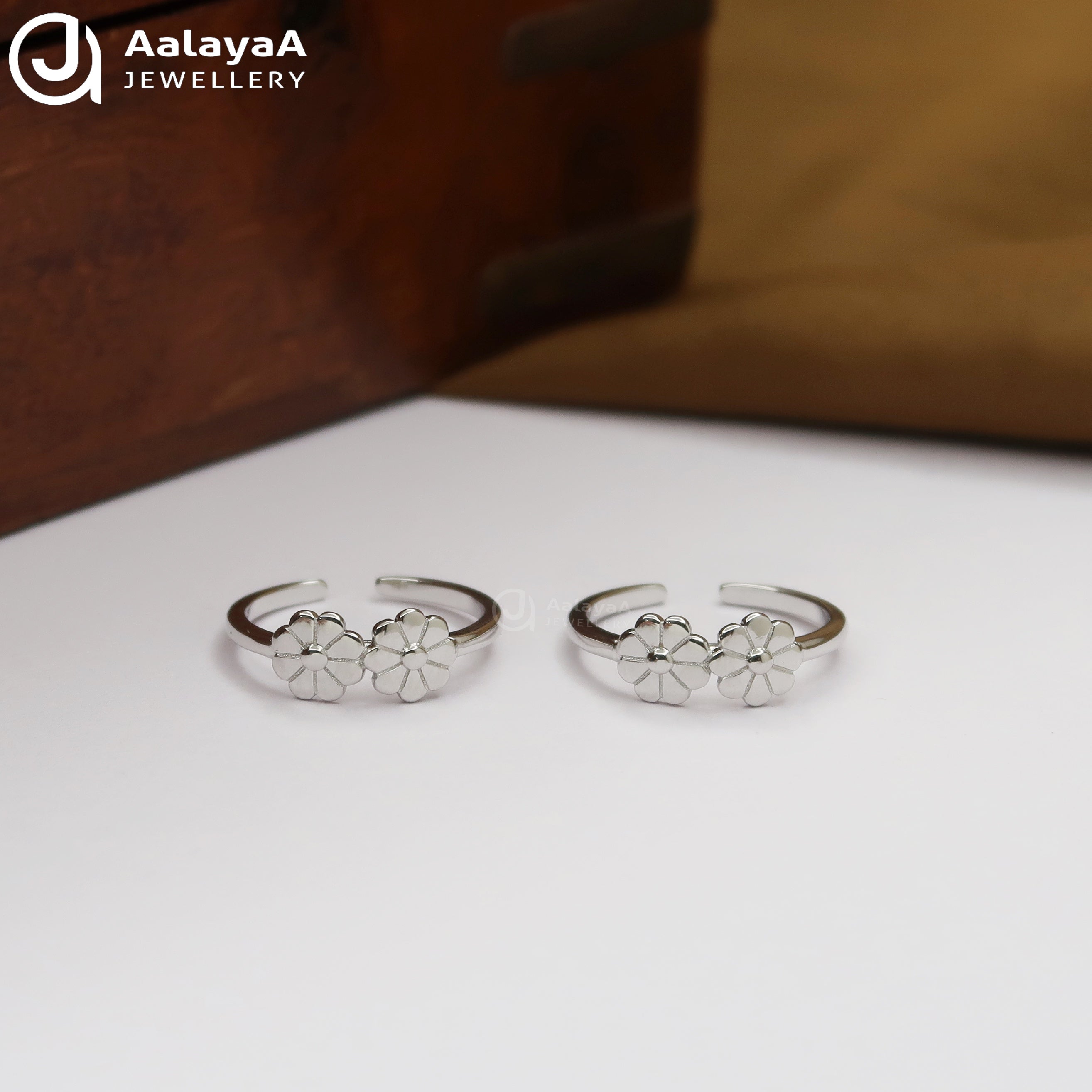 Silver Twinning Rose ToeRing