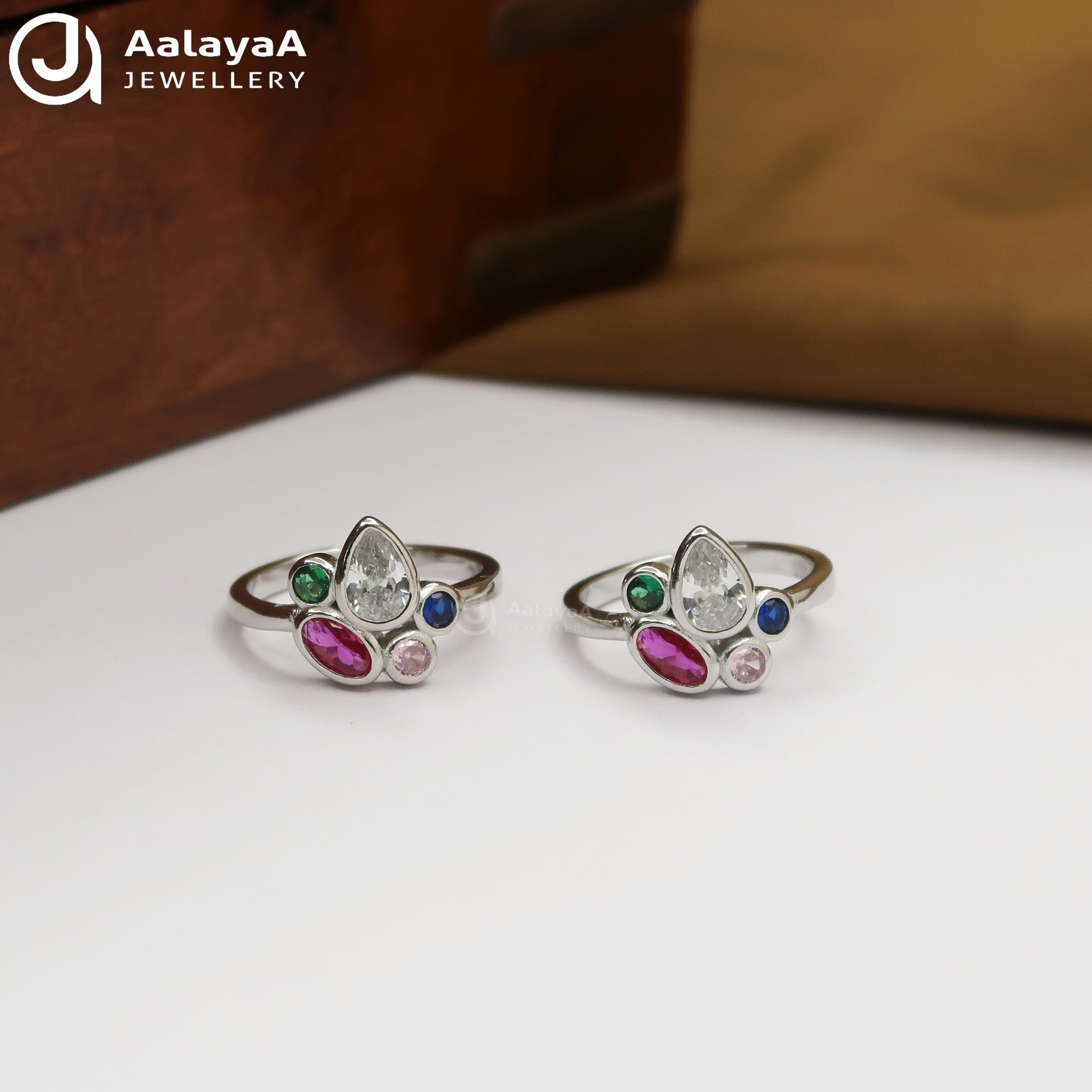 Silver Rainbow Luxe Toe Ring