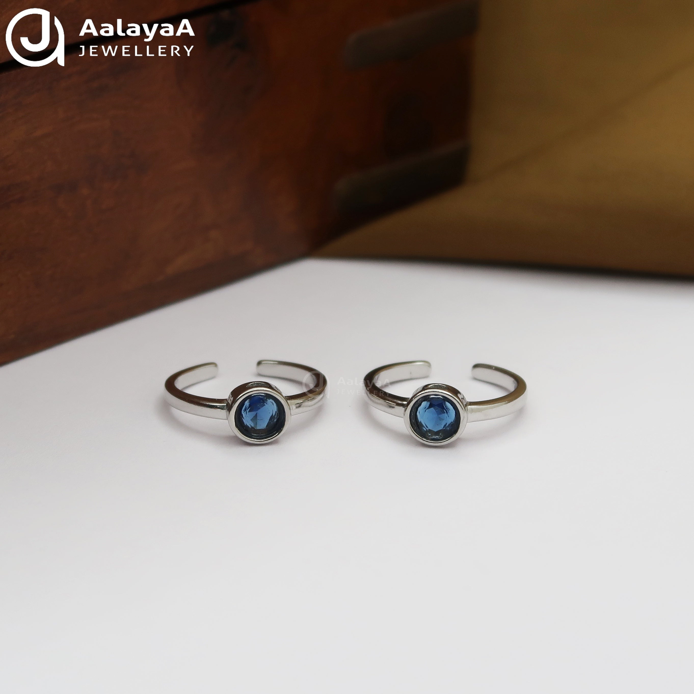 Silver Ocean Stone Toe Ring